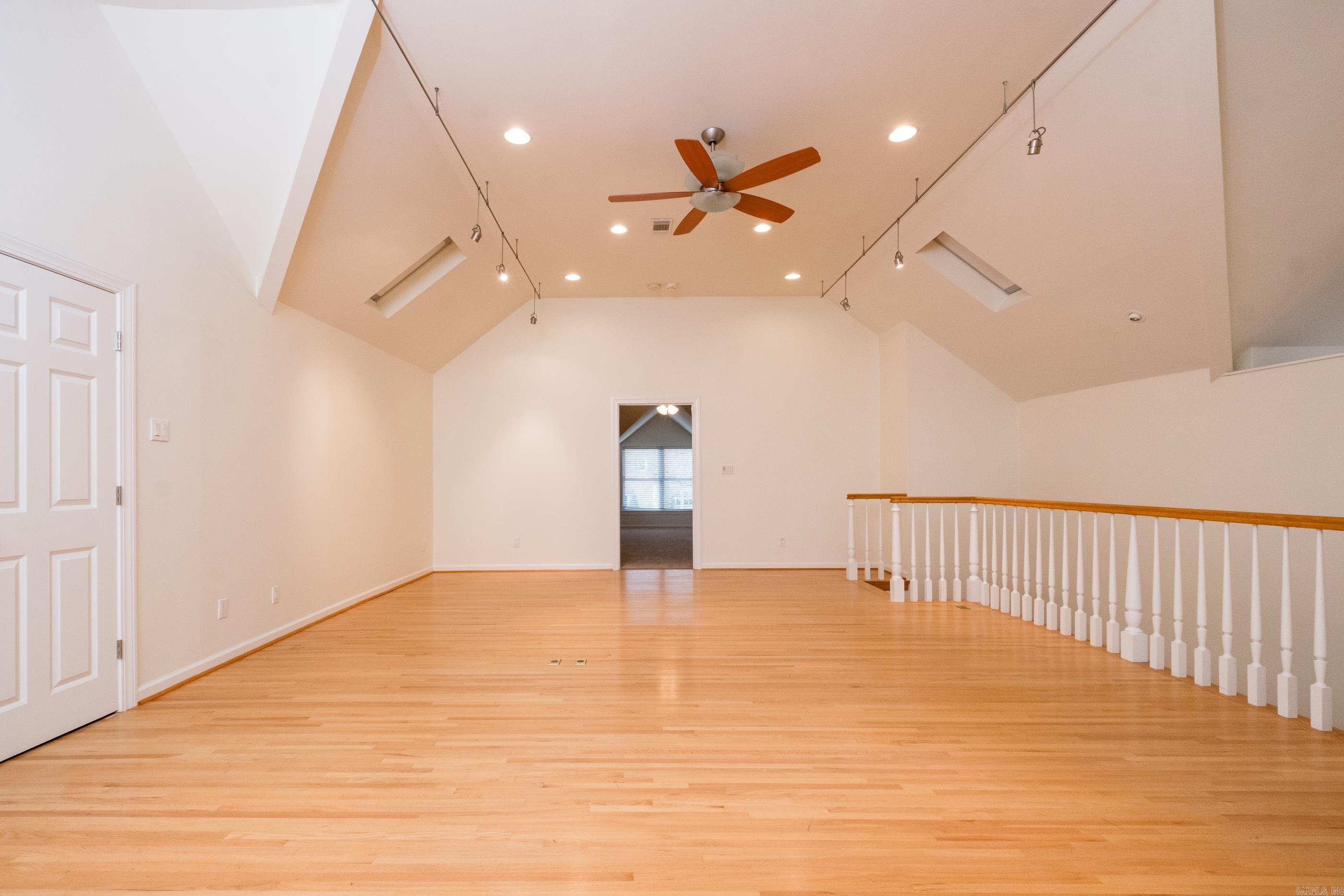 18 Chenal Cir  Little Rock, AR