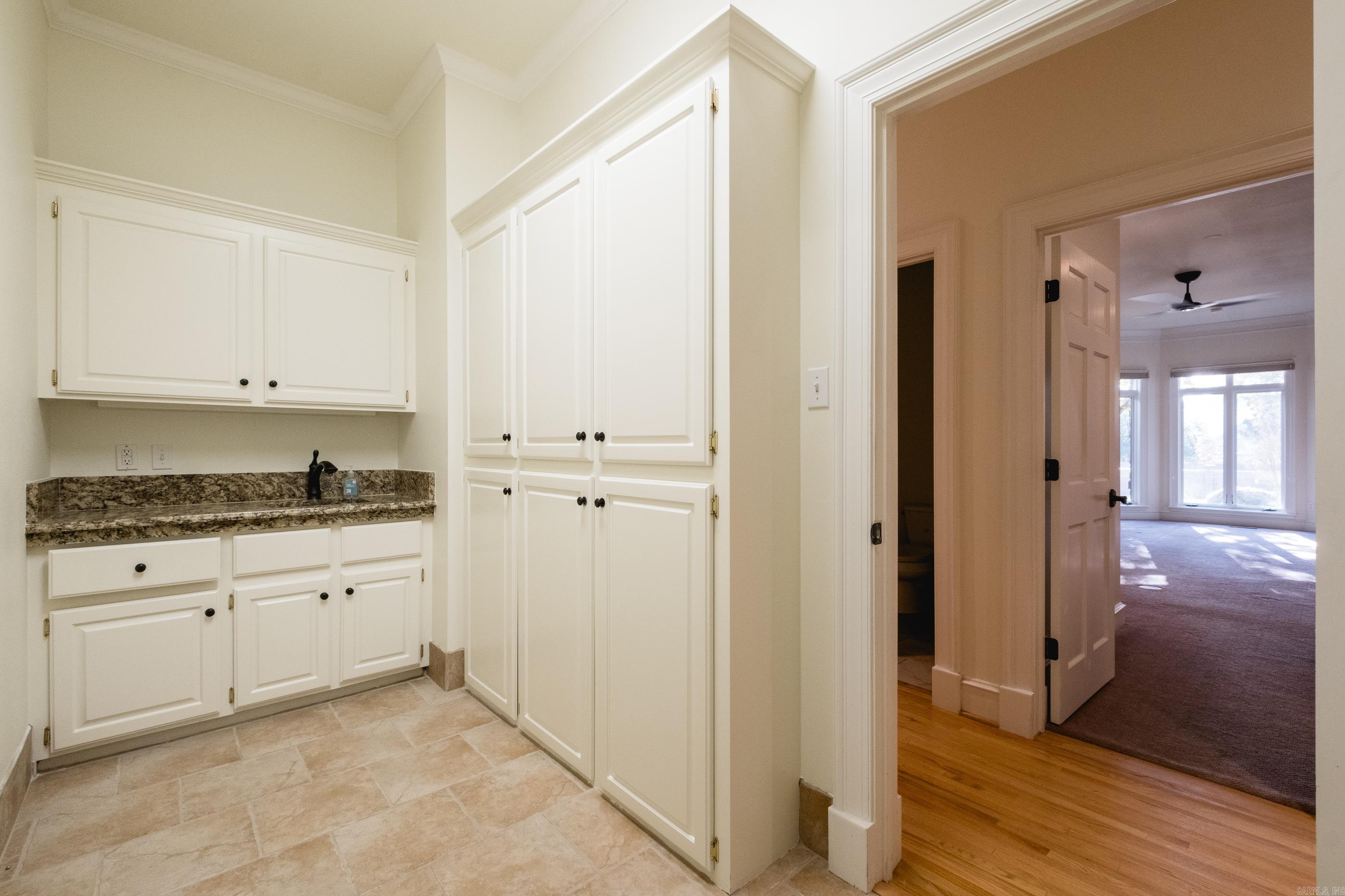 18 Chenal Cir  Little Rock, AR