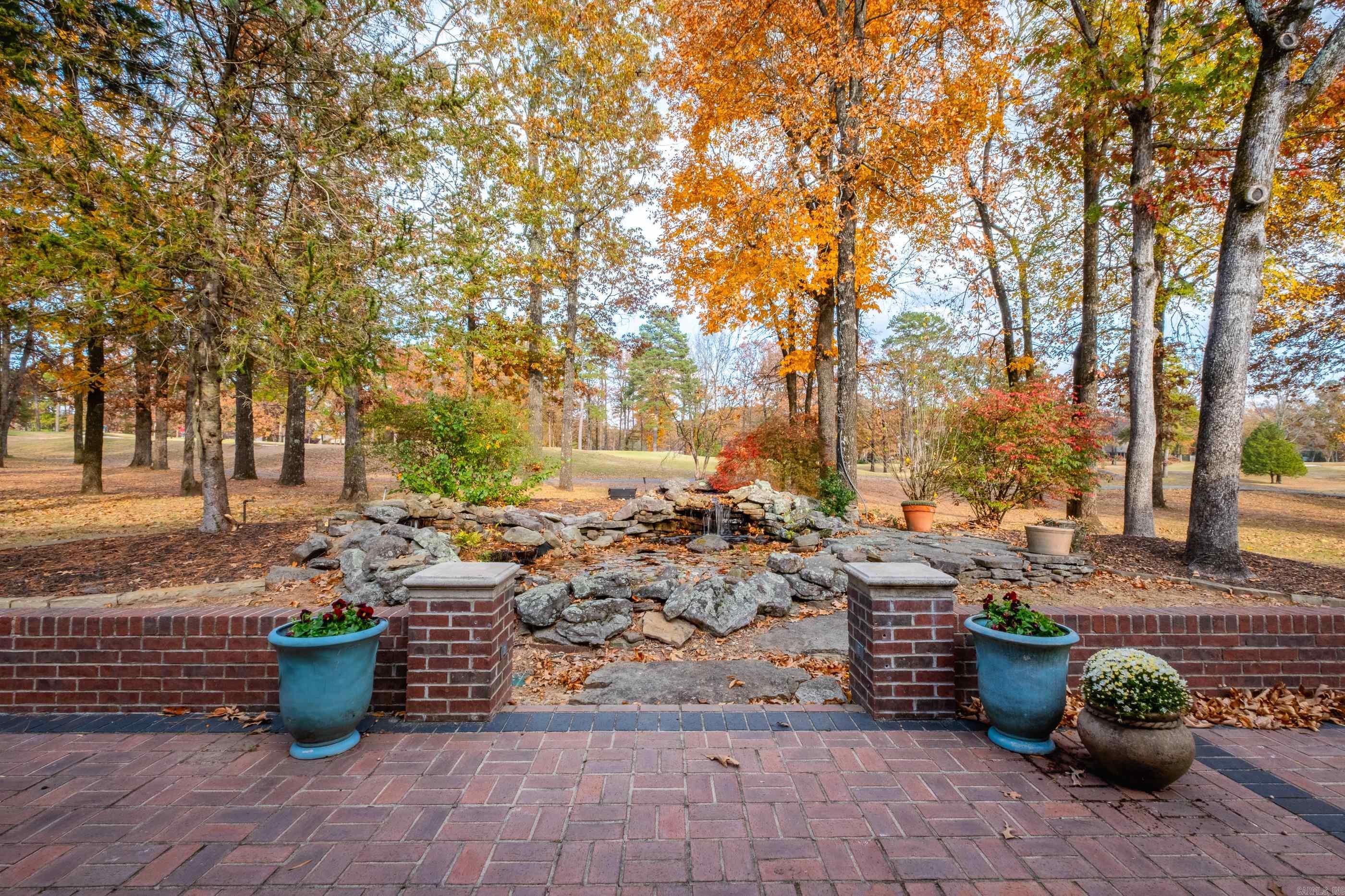 18 Chenal Cir  Little Rock, AR