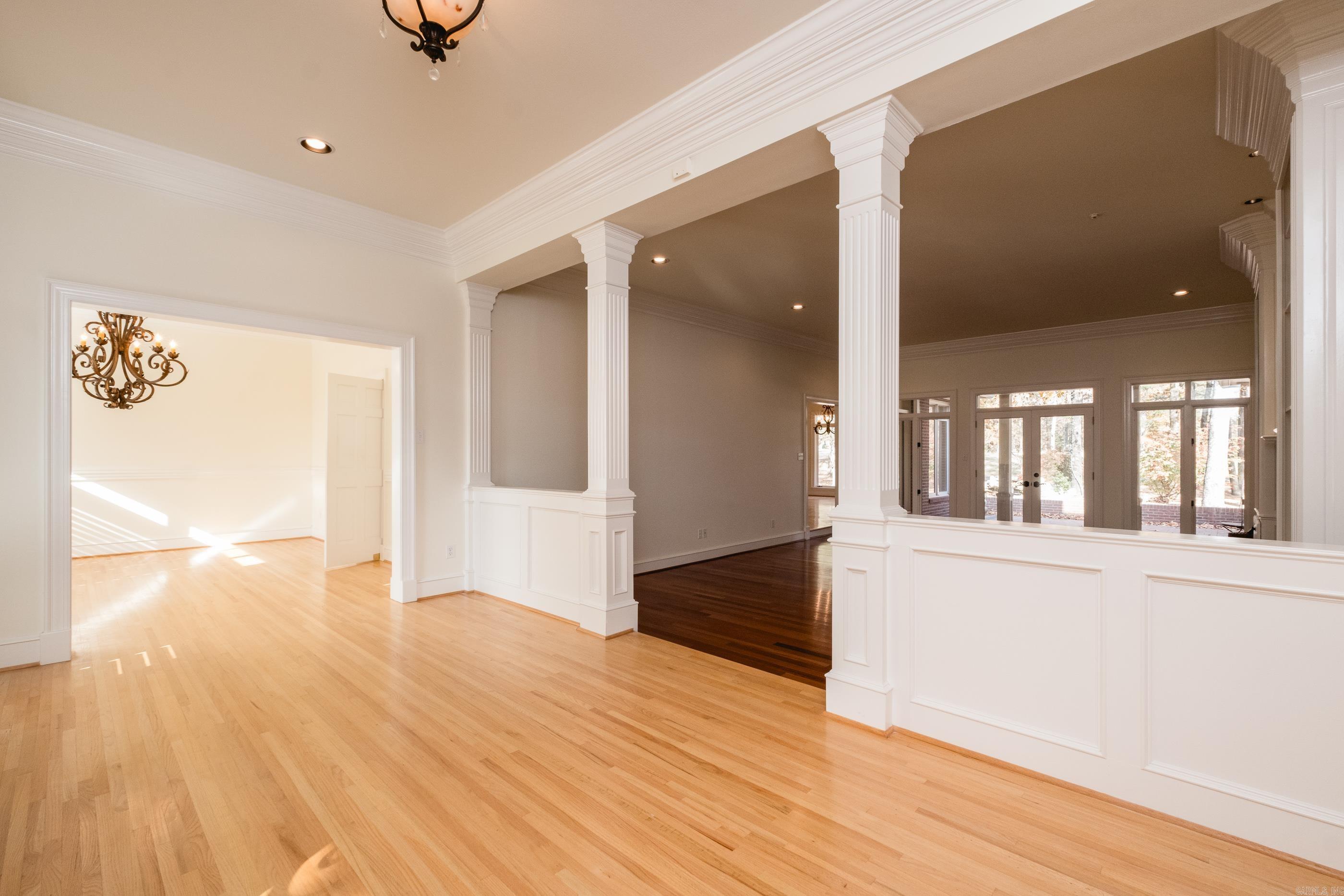 18 Chenal Cir  Little Rock, AR