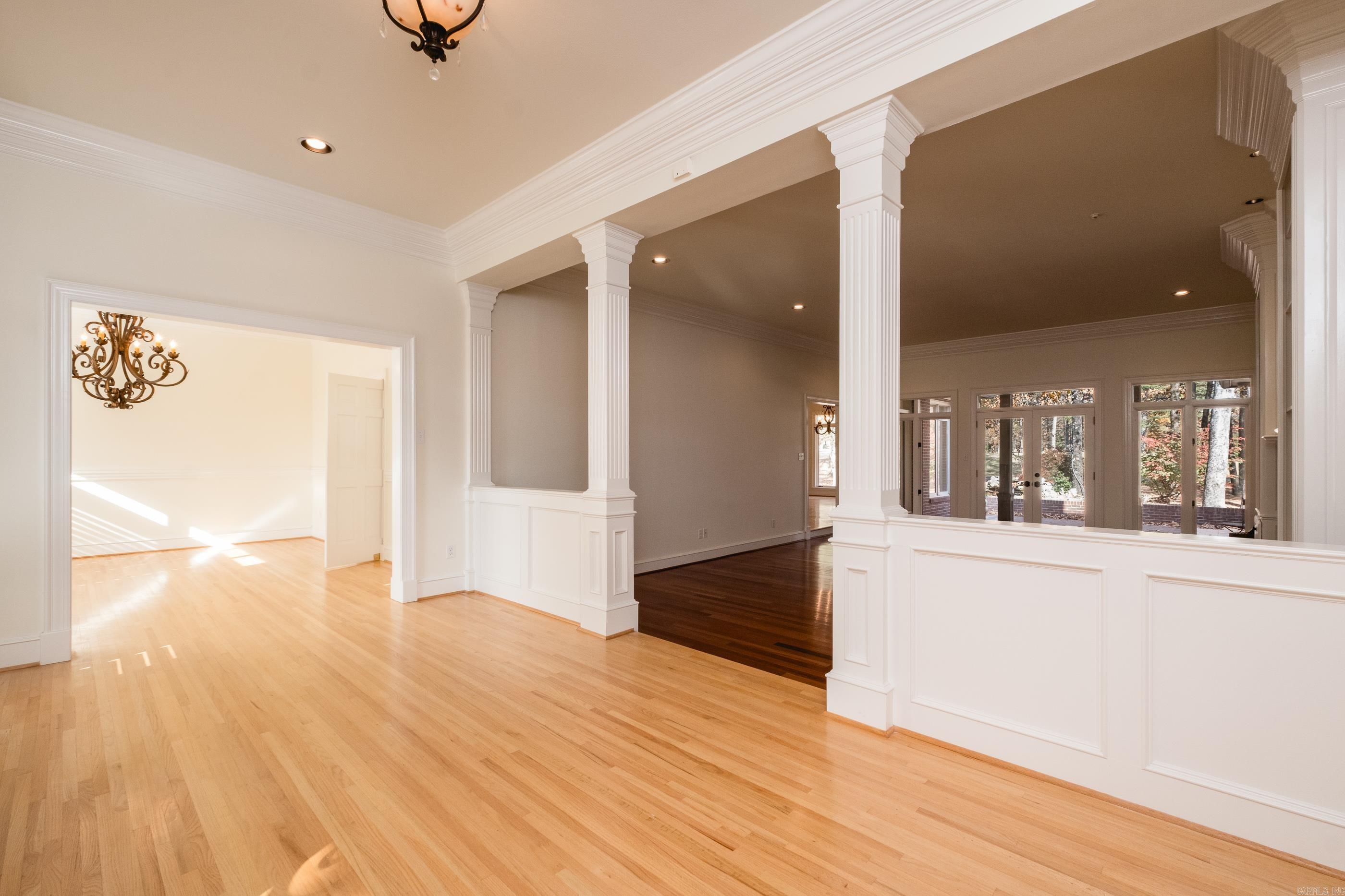 18 Chenal Cir  Little Rock, AR