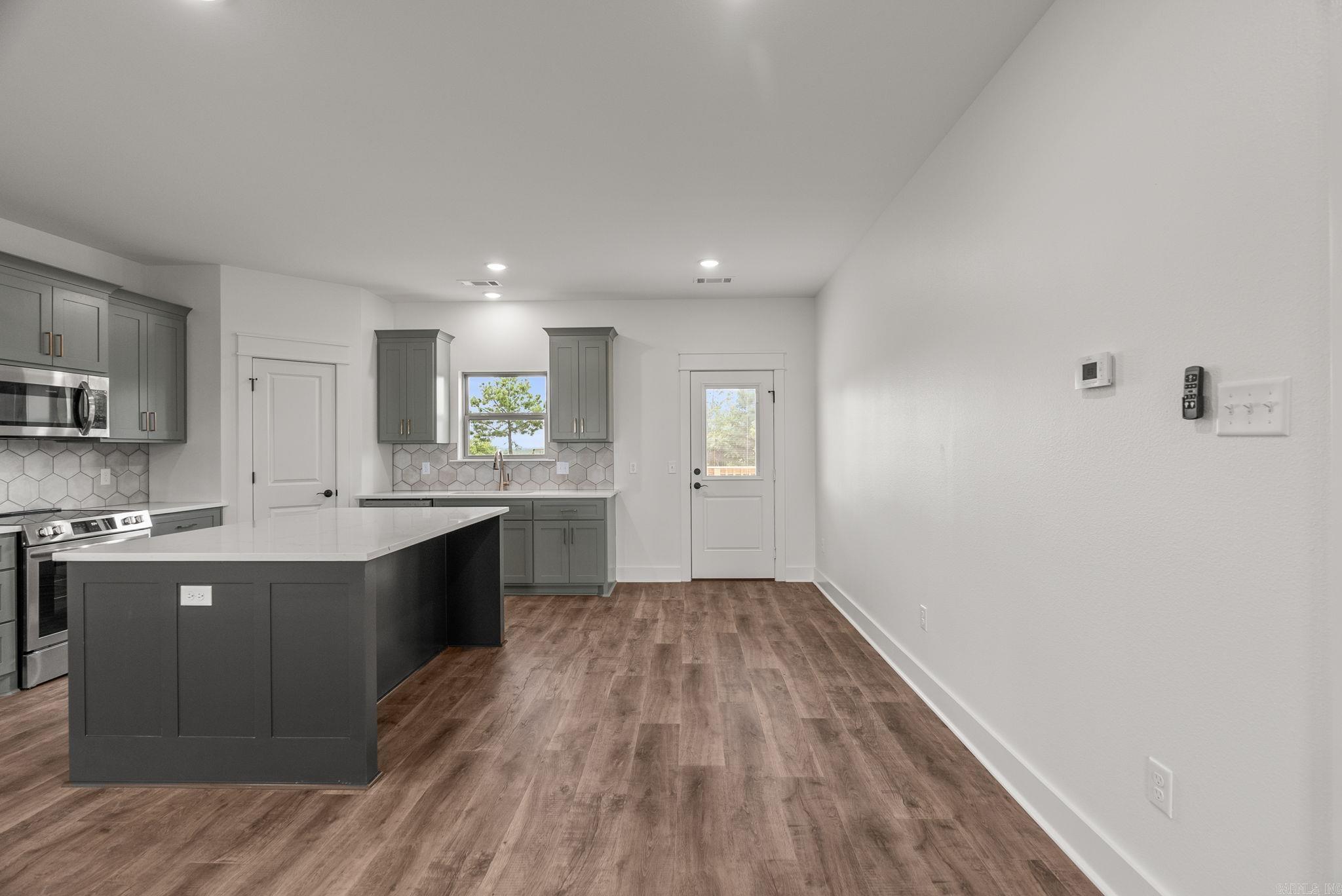 32 High Point Drive  Greenbrier, AR