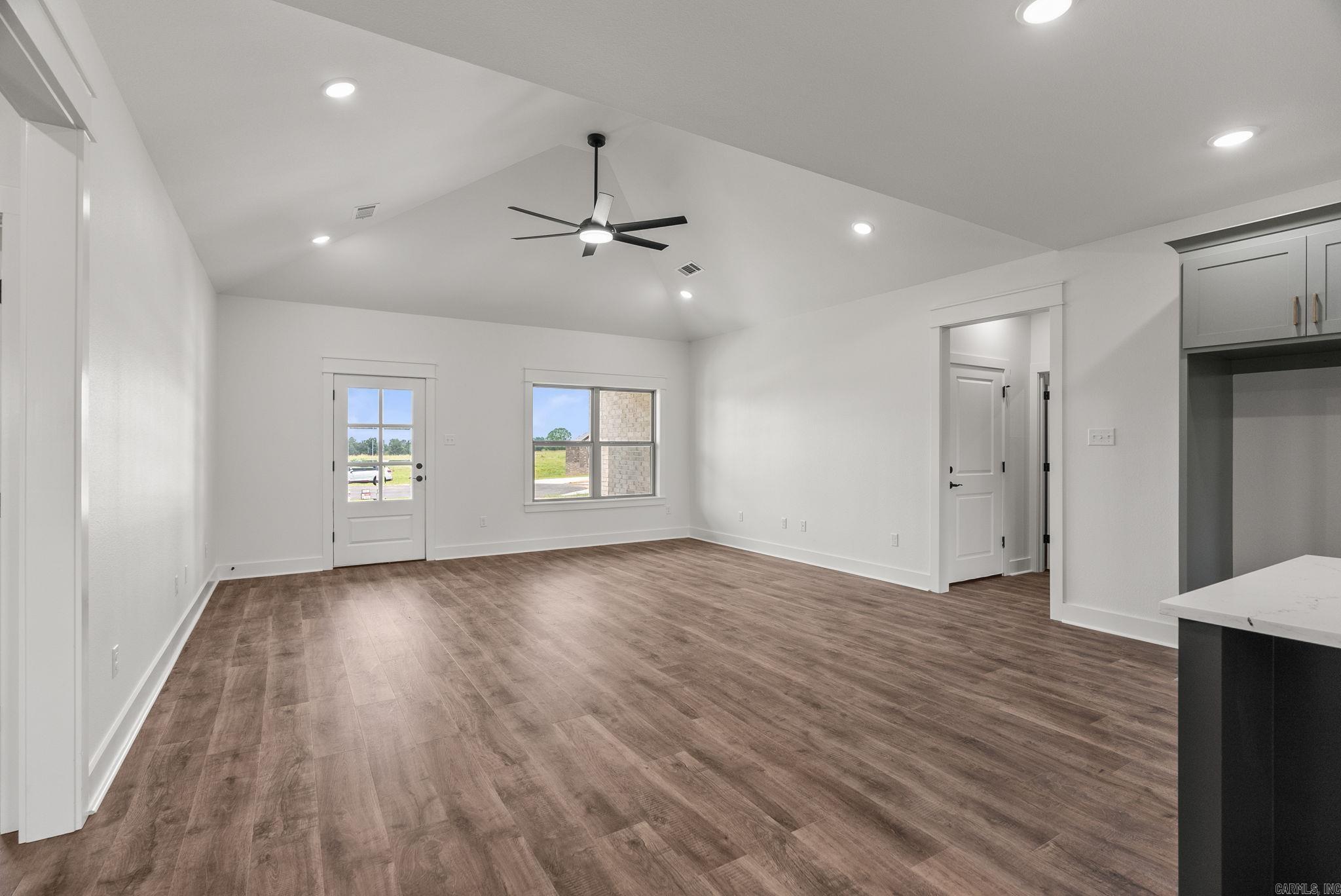 32 High Point Drive  Greenbrier, AR