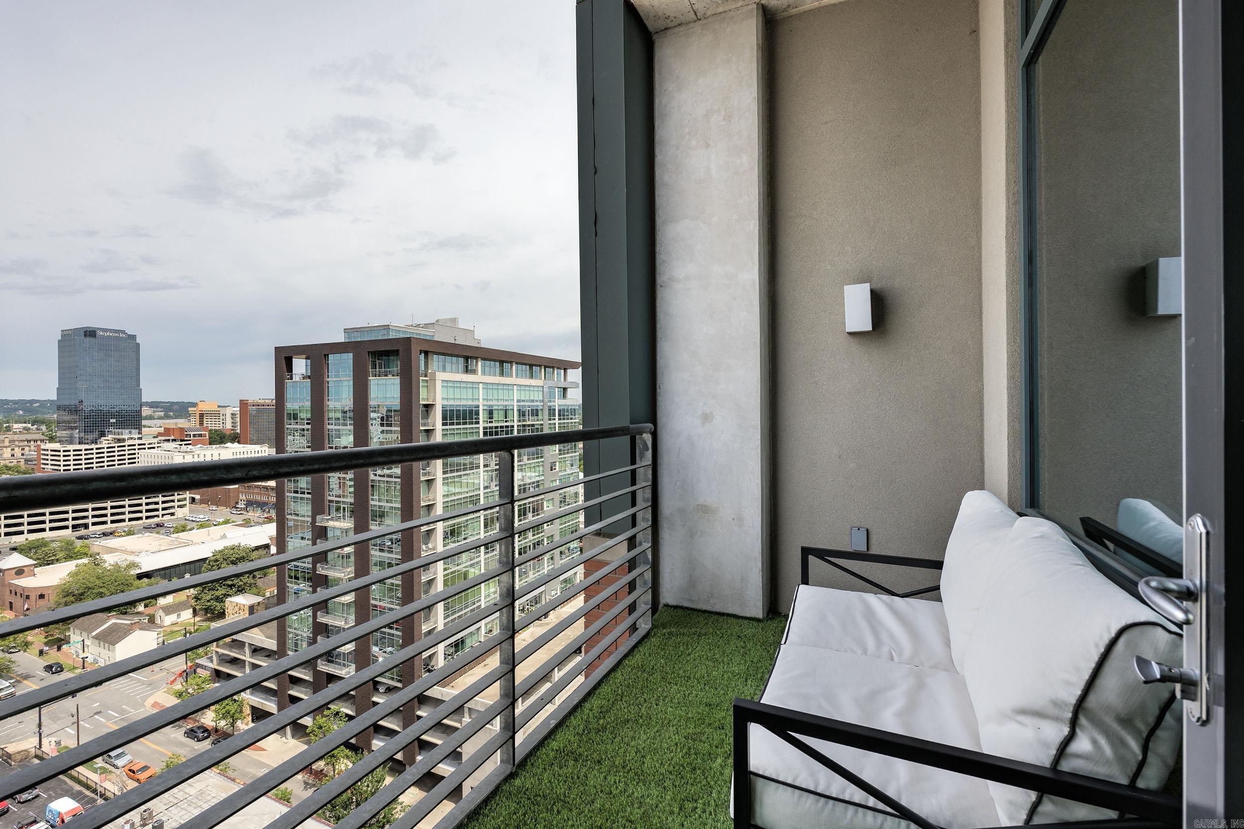 315 Rock #1607  Little Rock, AR