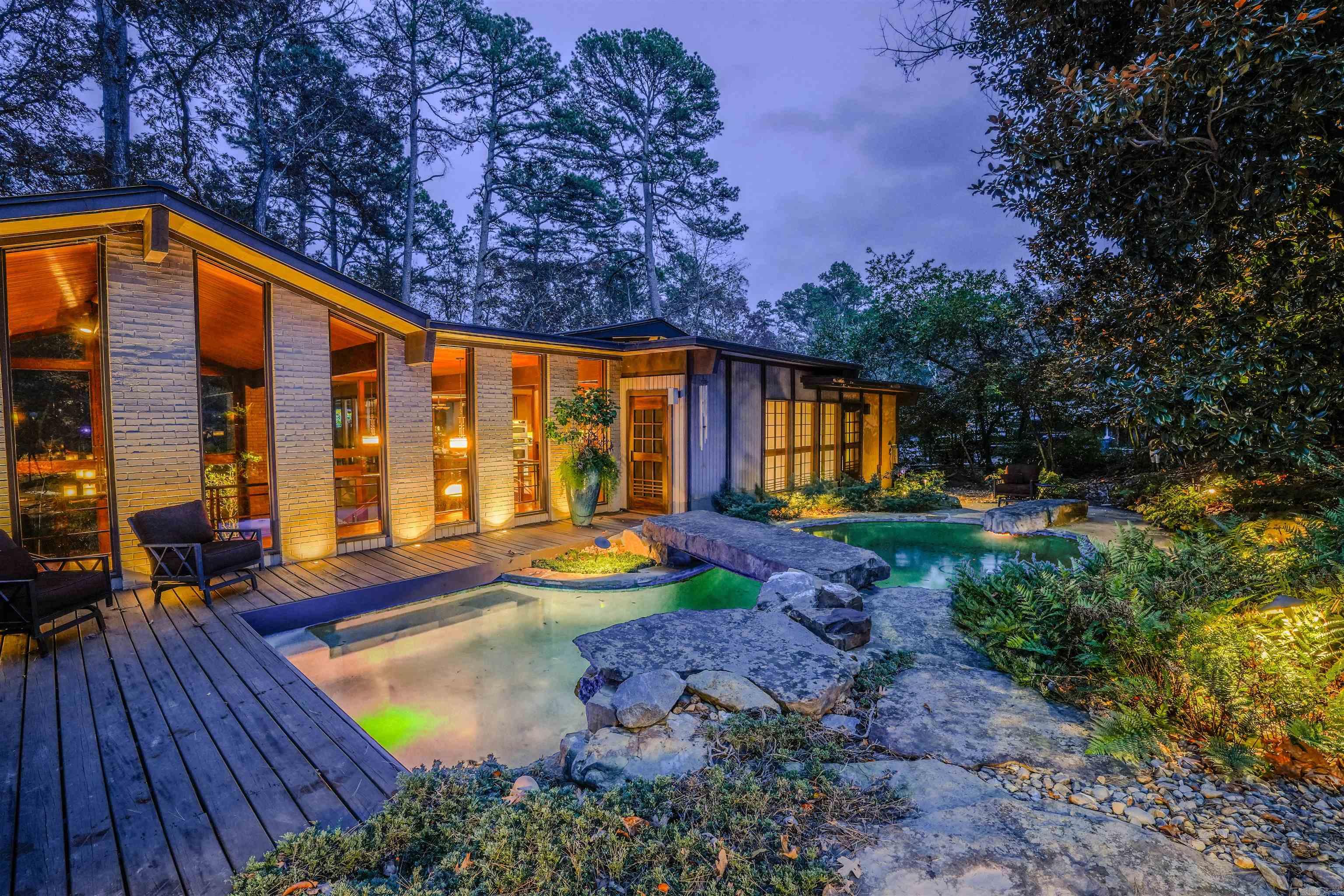 21 River Valley  Little Rock, AR