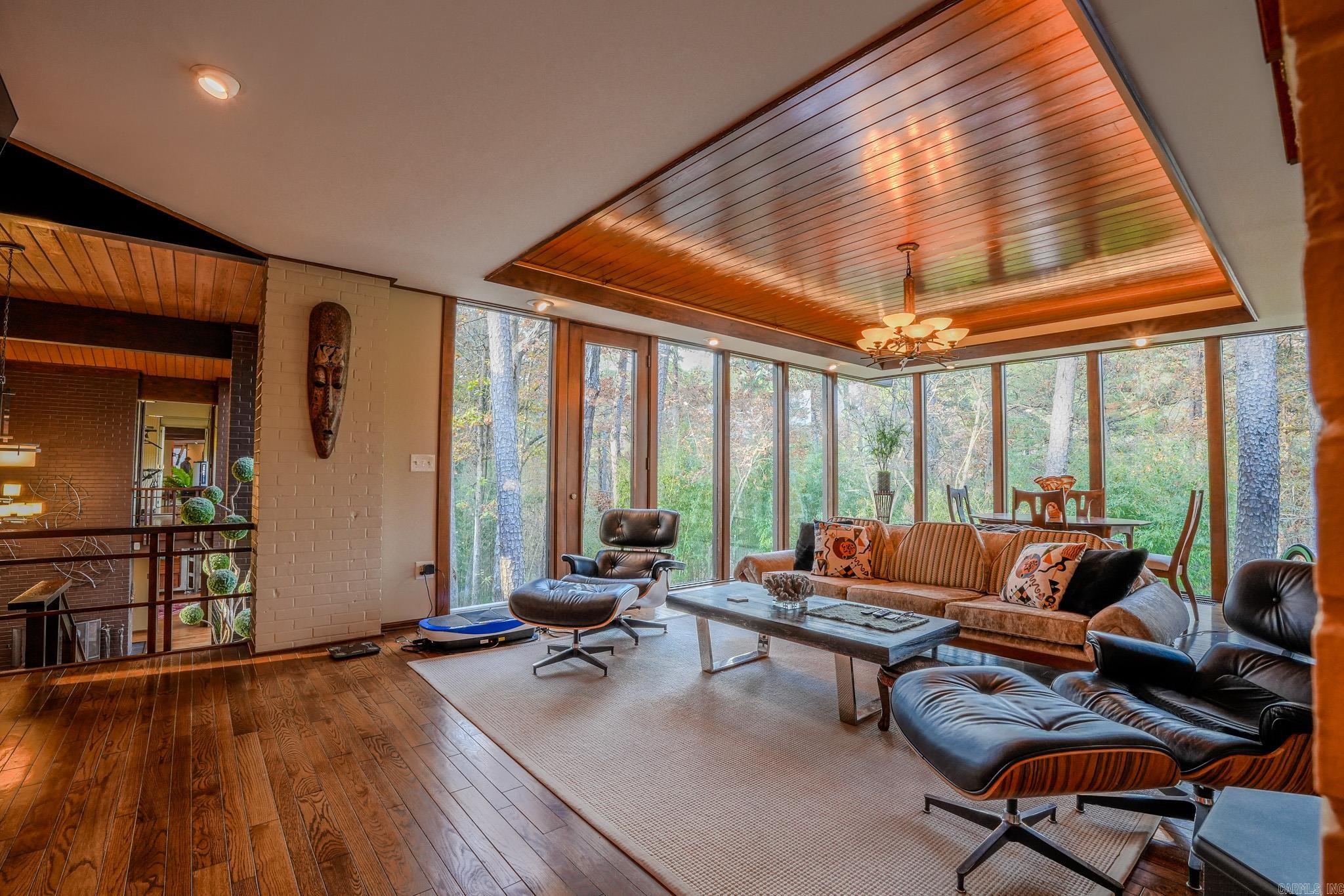 21 River Valley  Little Rock, AR