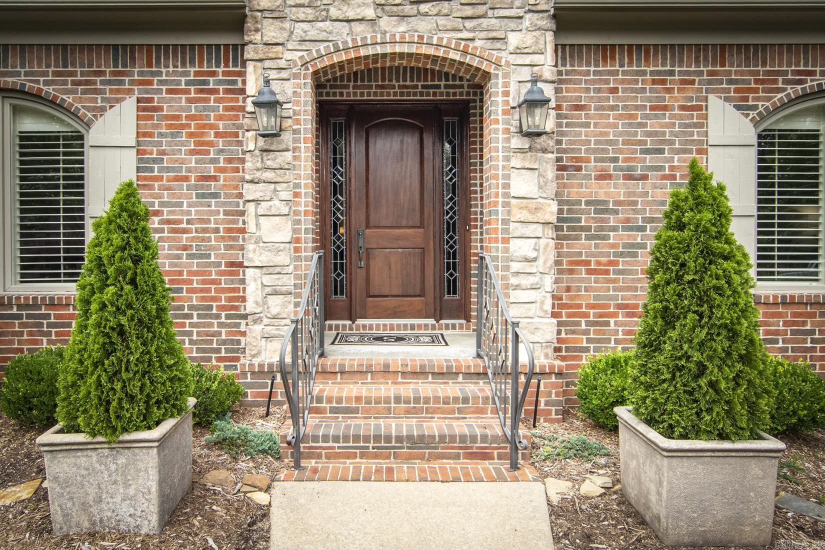 61 QUERCUS CIRCLE  Little Rock, AR