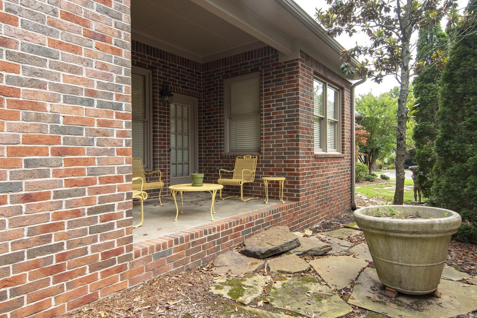 61 QUERCUS CIRCLE  Little Rock, AR