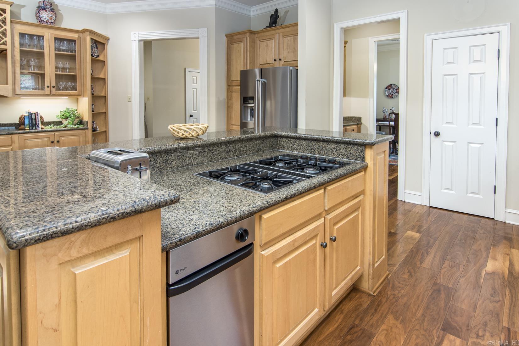 61 QUERCUS CIRCLE  Little Rock, AR