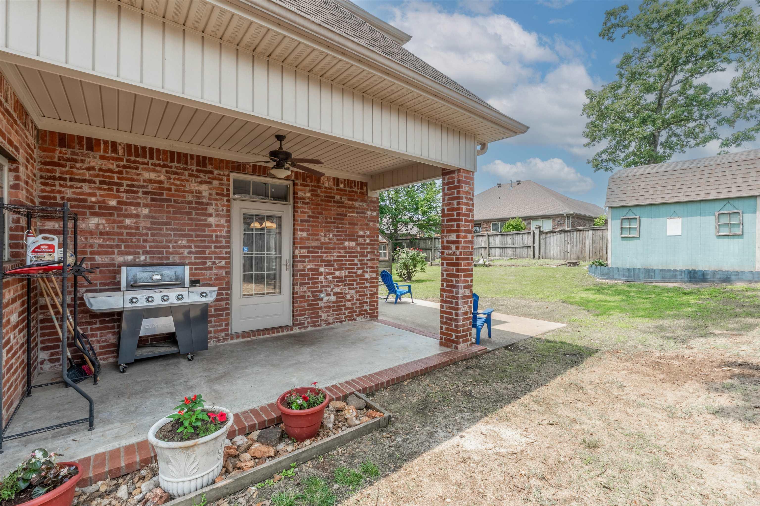 7416 Glenn Hills Dr  Sherwood, AR