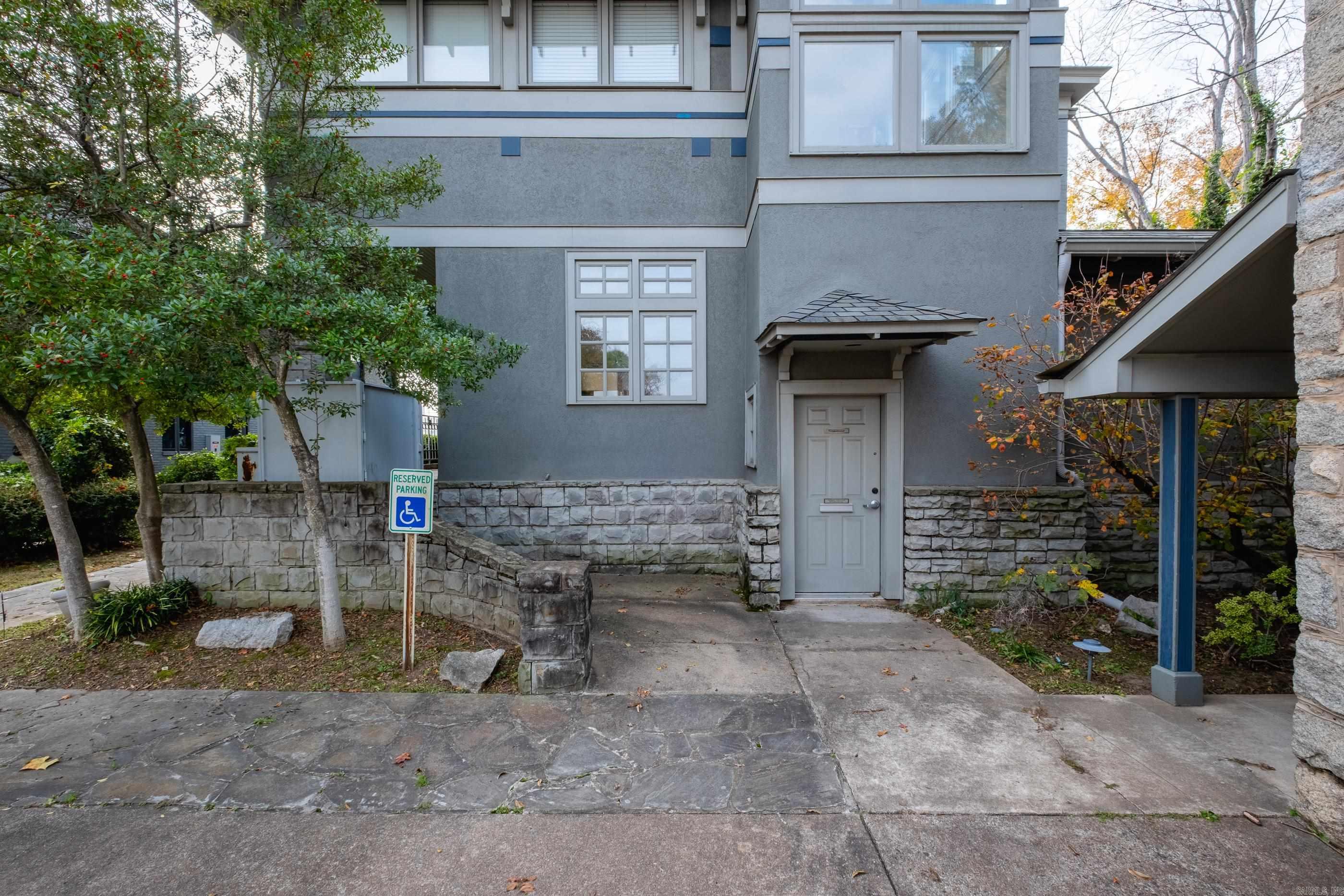 1010 W 3rd  Little Rock, AR