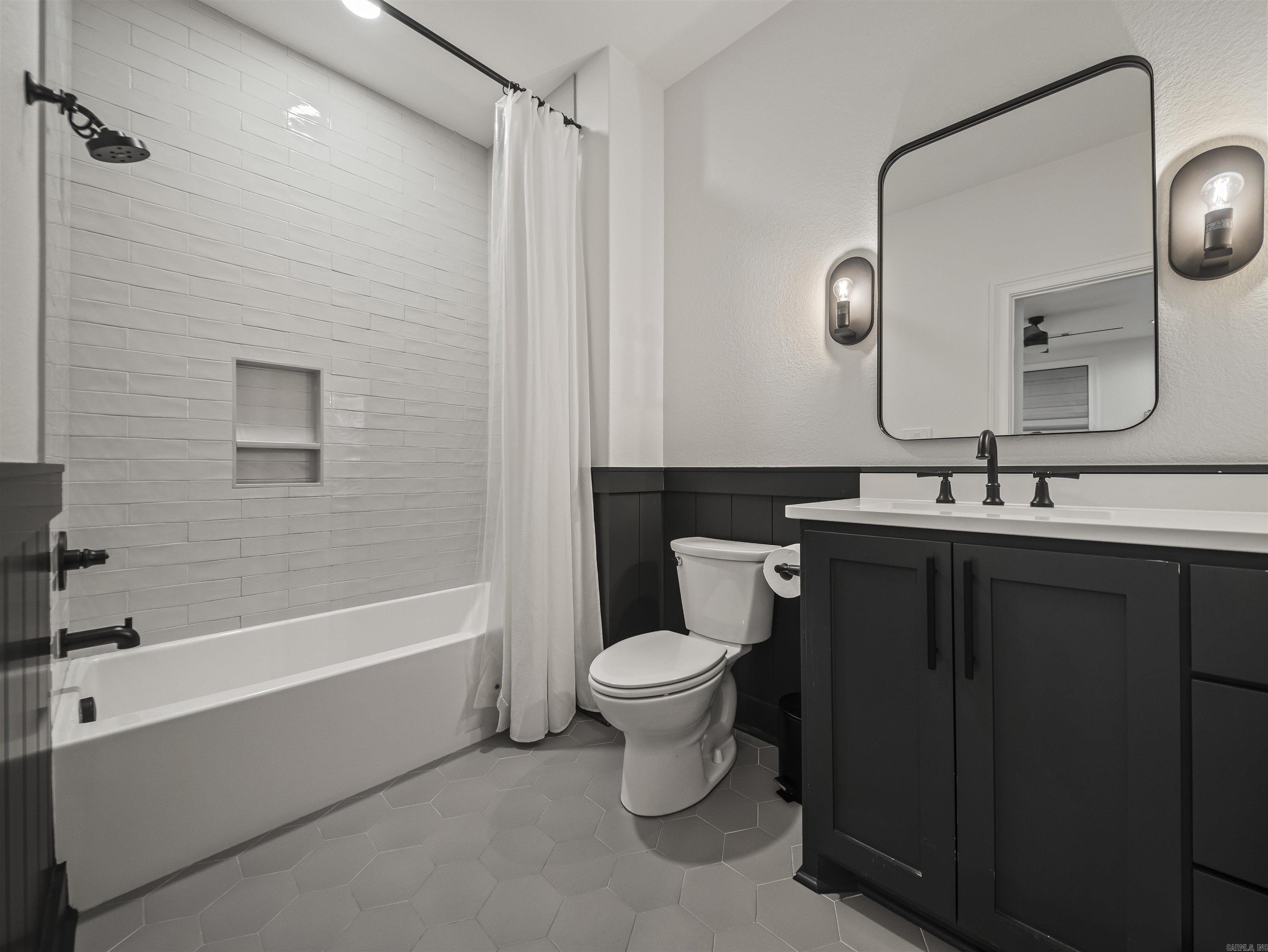 455 Lotus Loop Hot Springs, AR 71901