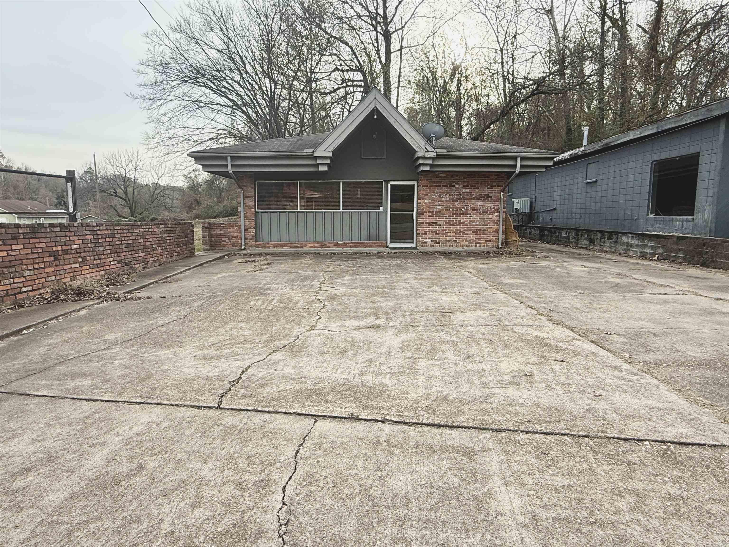 613 Oakland Ave  Helena, AR