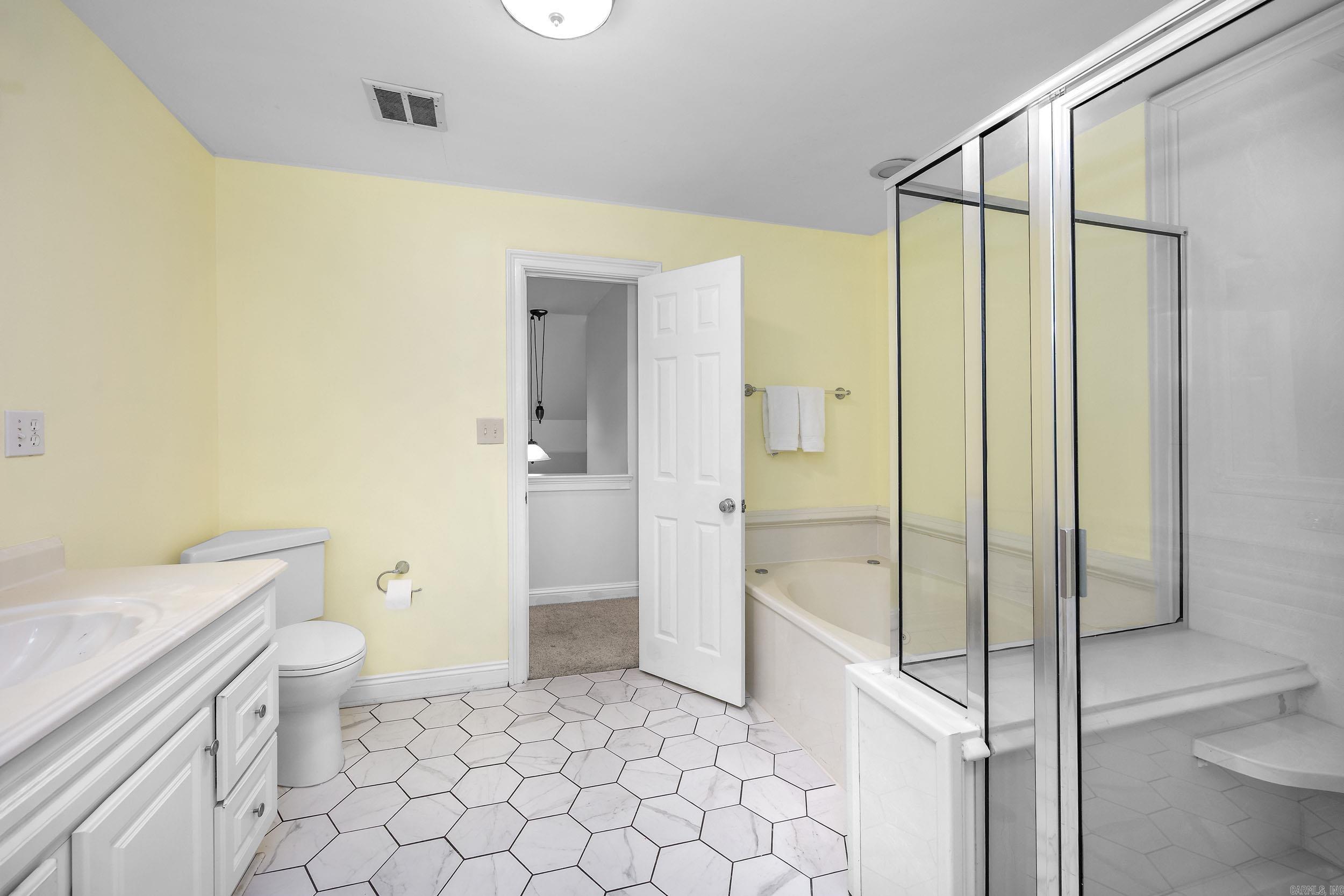 5205 N Hills  North Little Rock, AR