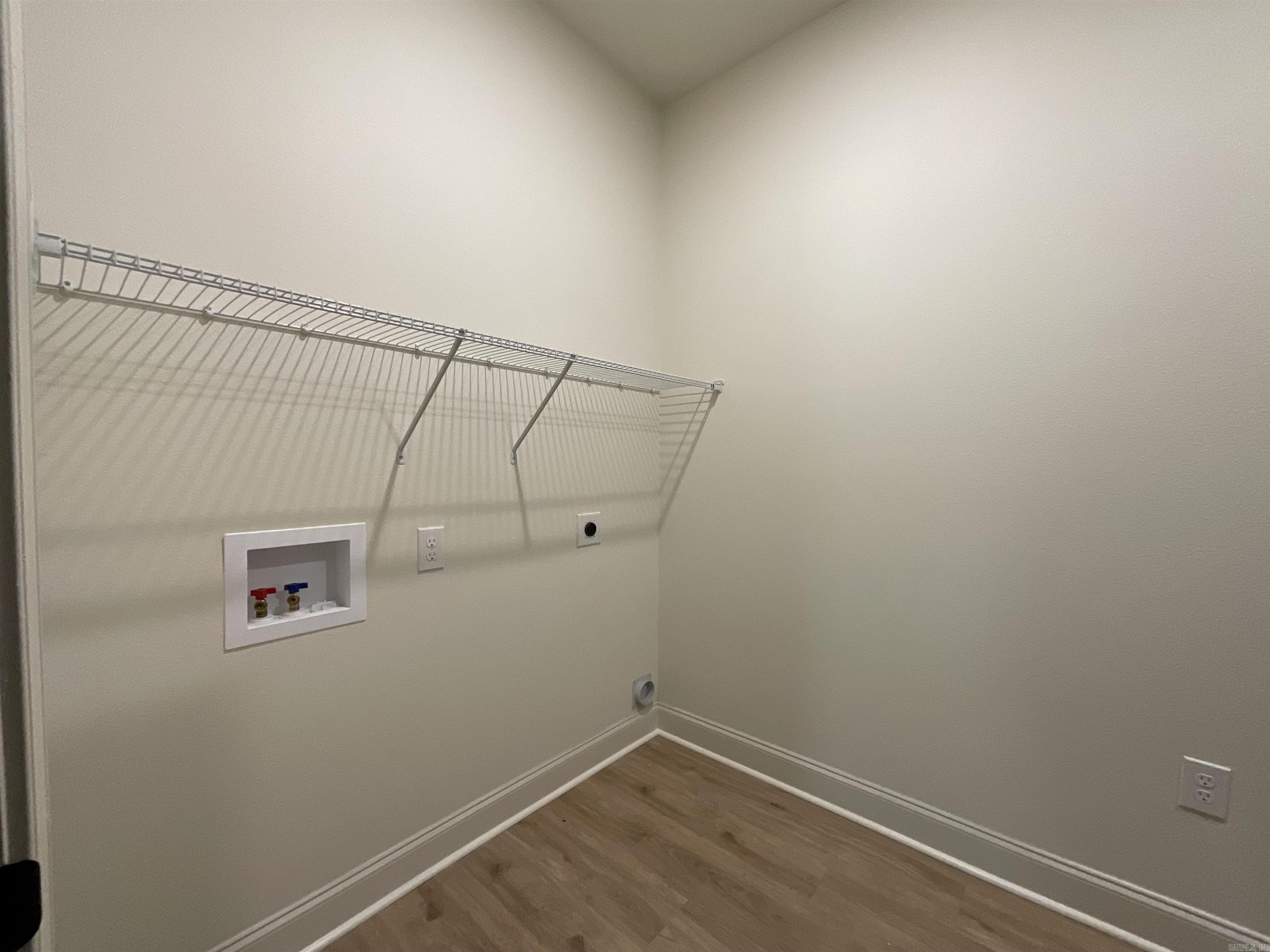 1005 N Jeff Davis  Jacksonville, AR