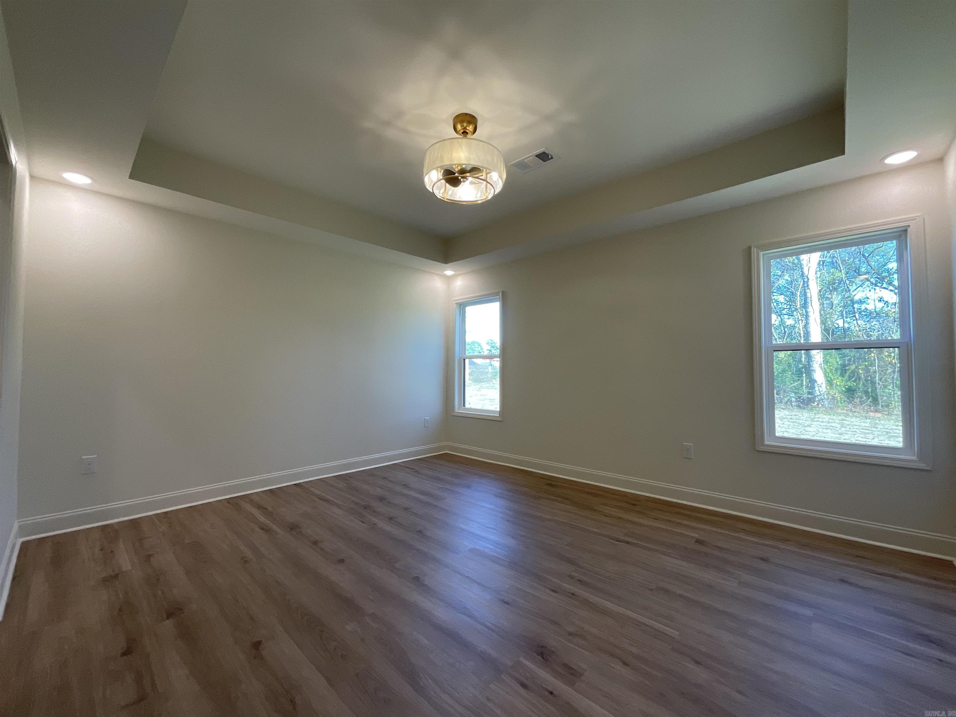 1005 N Jeff Davis  Jacksonville, AR