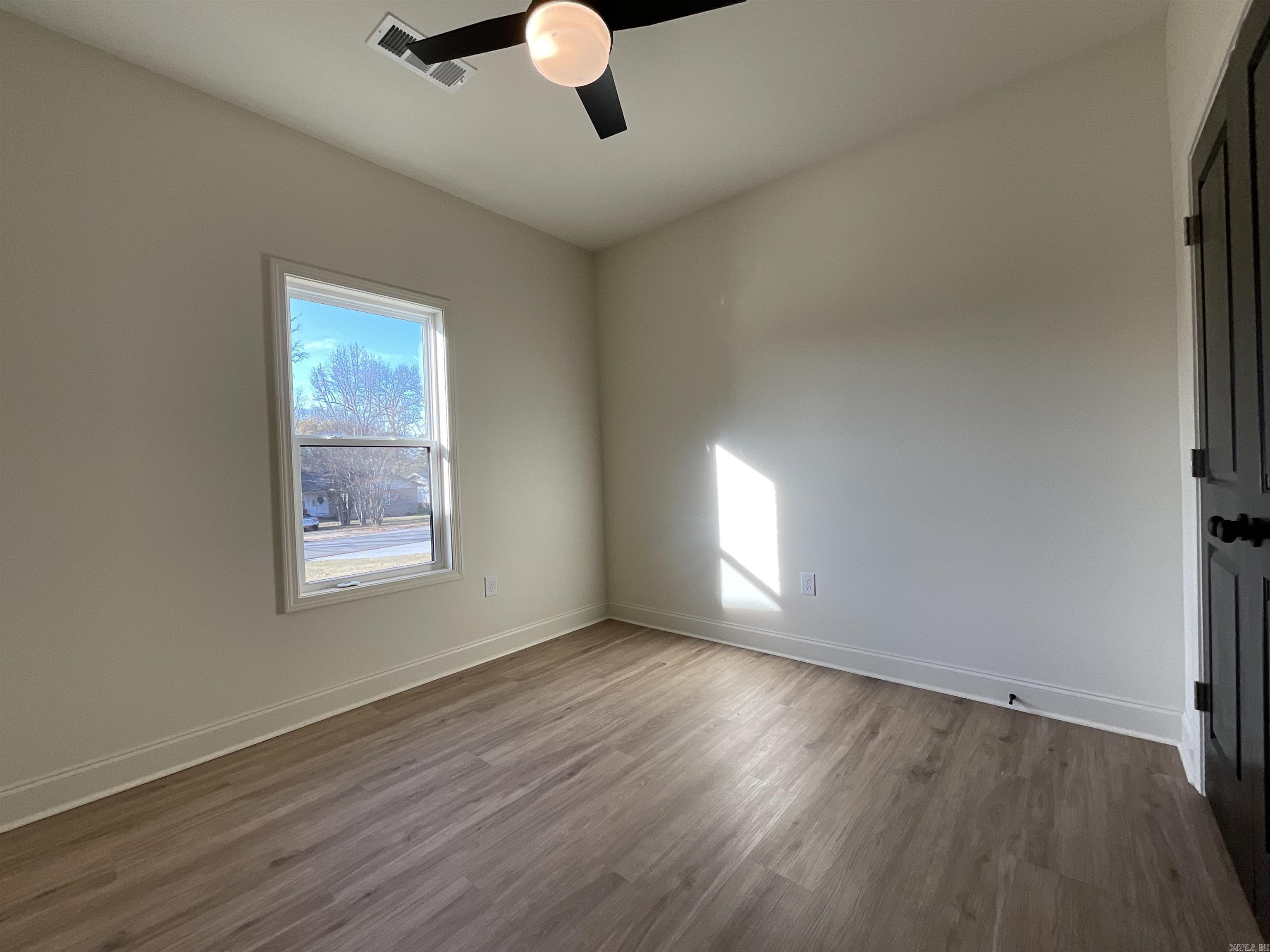 1005 N Jeff Davis Avenue Jacksonville, AR 72076