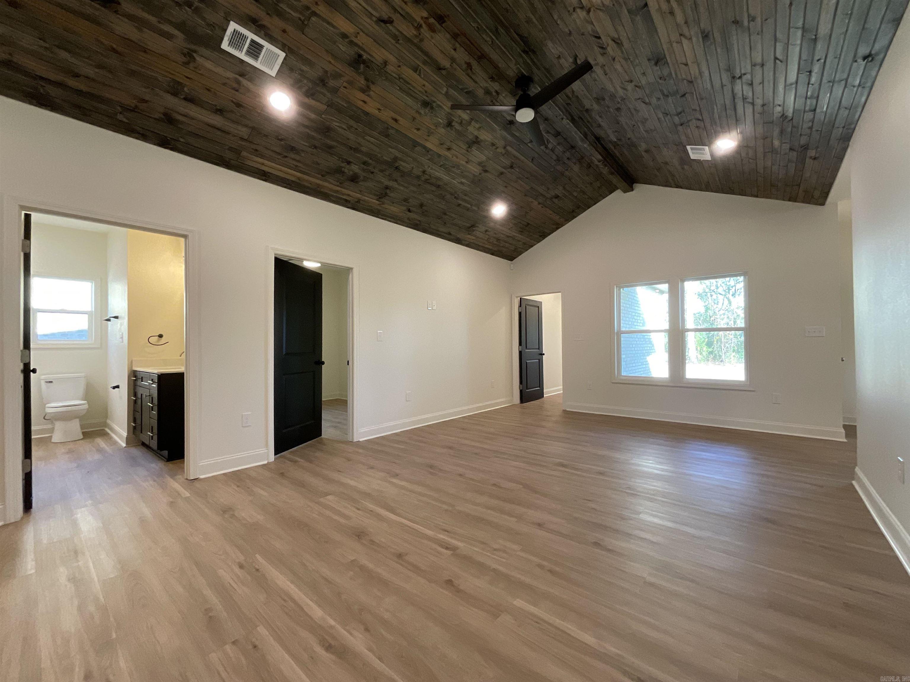 1005 N Jeff Davis  Jacksonville, AR