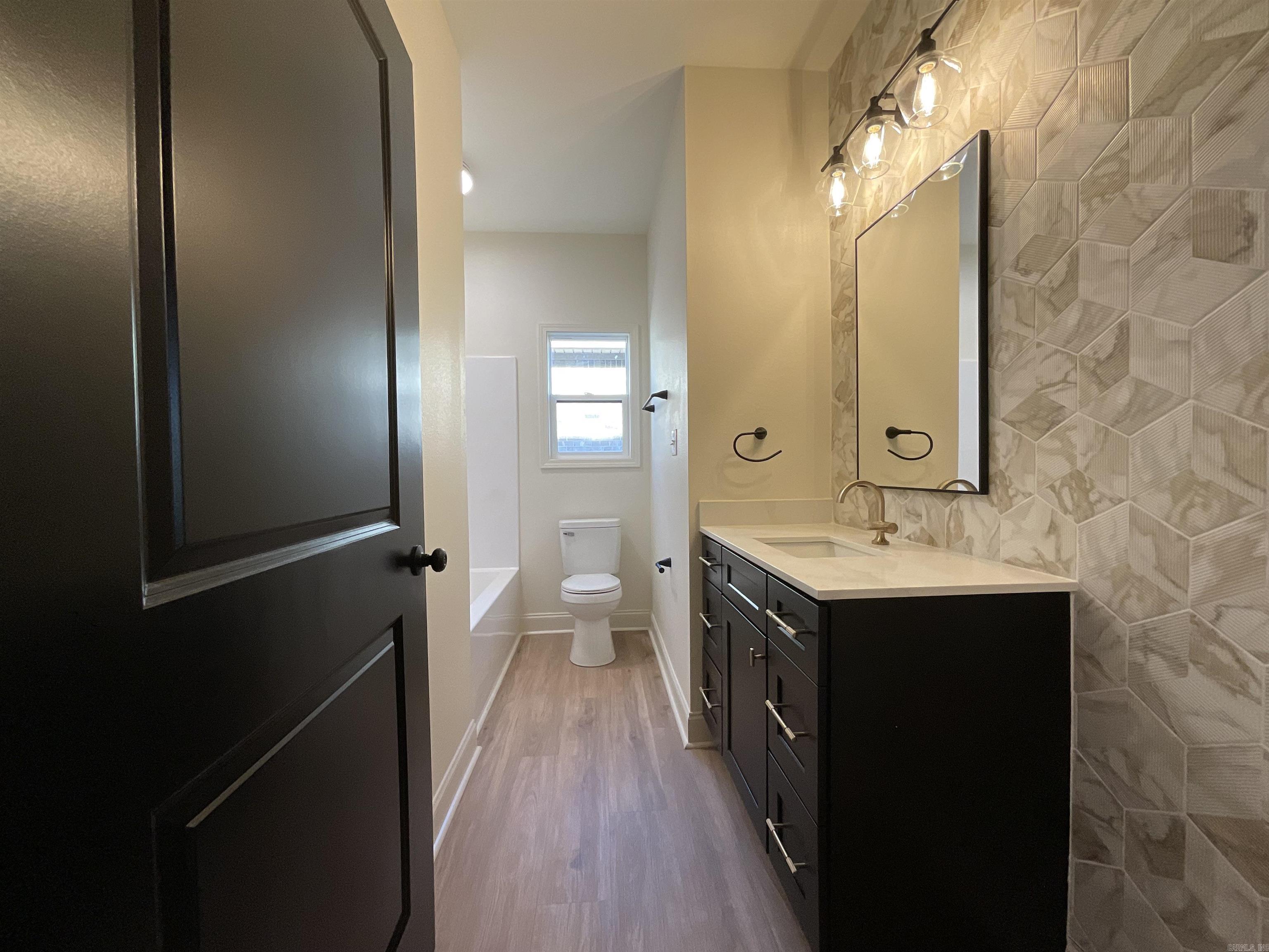 1005 N Jeff Davis  Jacksonville, AR