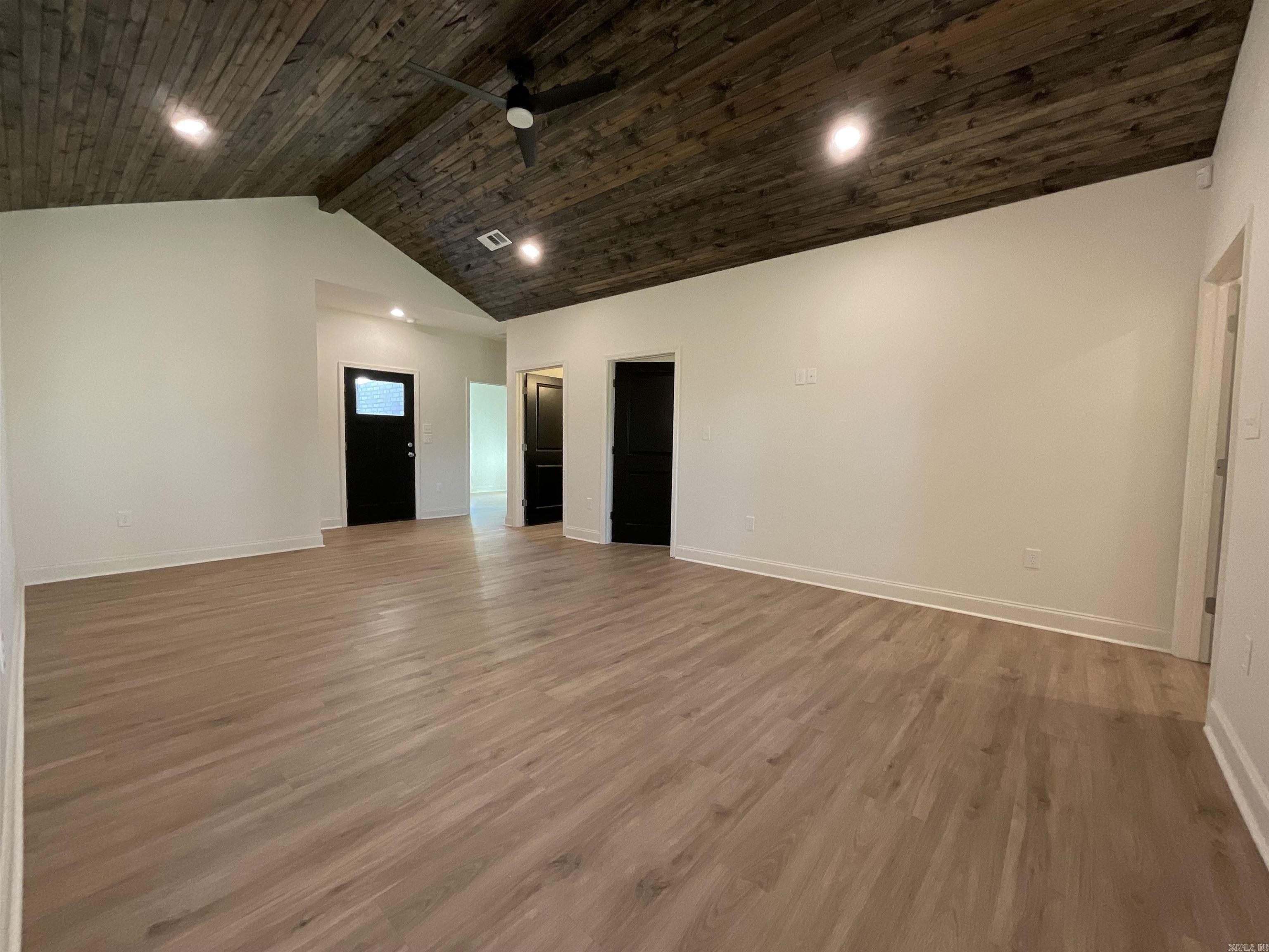 1005 N Jeff Davis  Jacksonville, AR