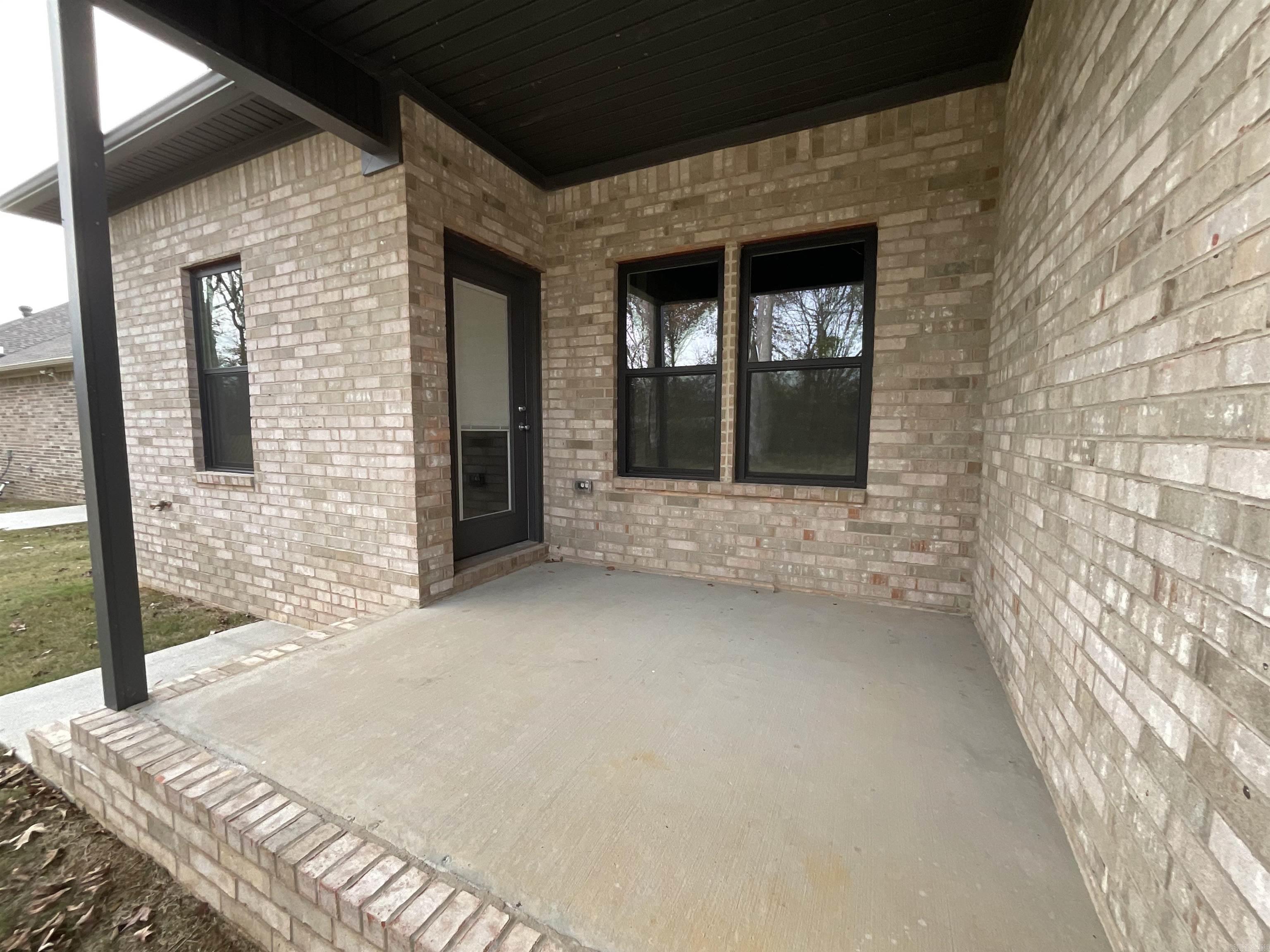 1005 N Jeff Davis  Jacksonville, AR