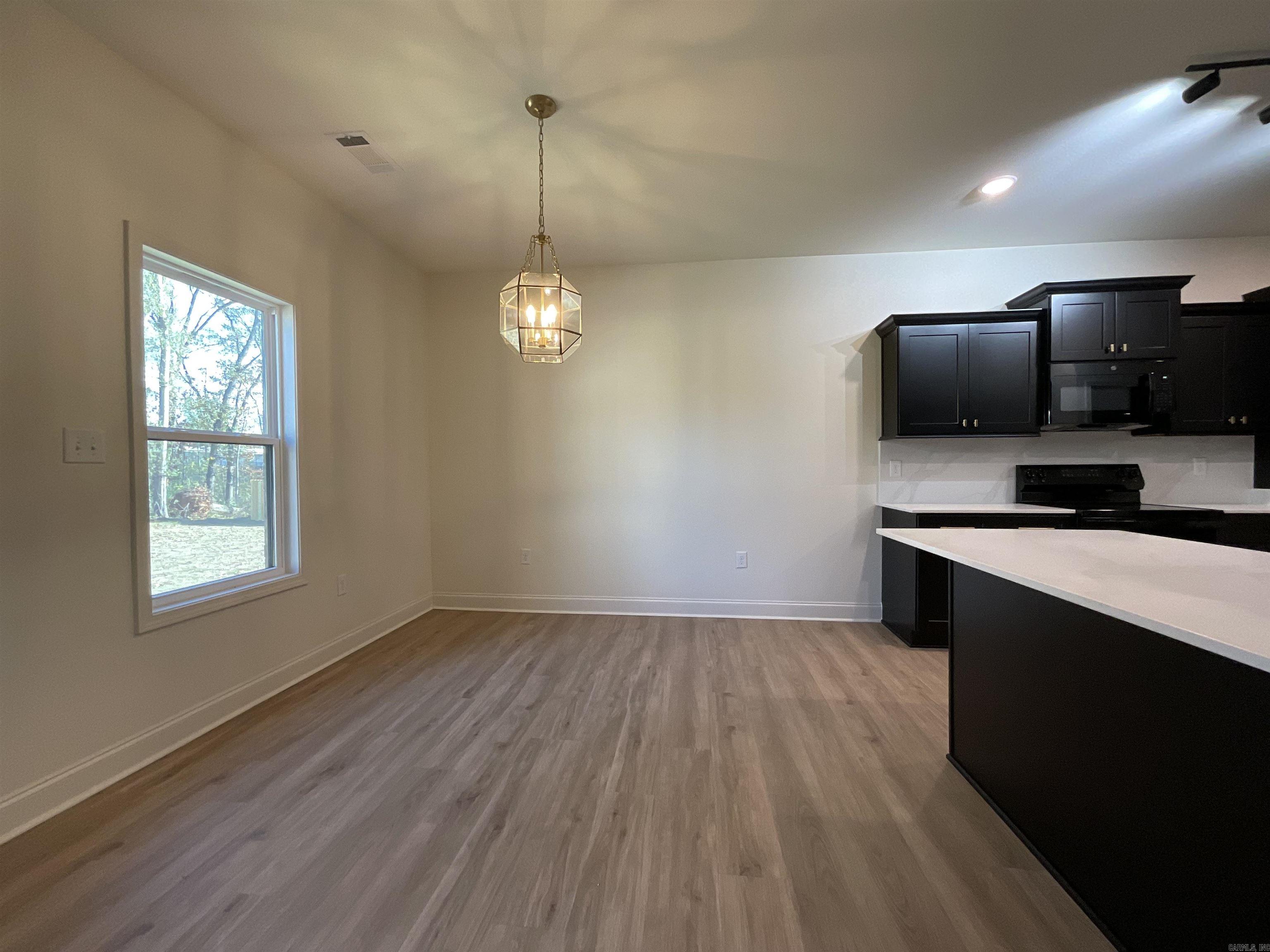 1005 N Jeff Davis  Jacksonville, AR