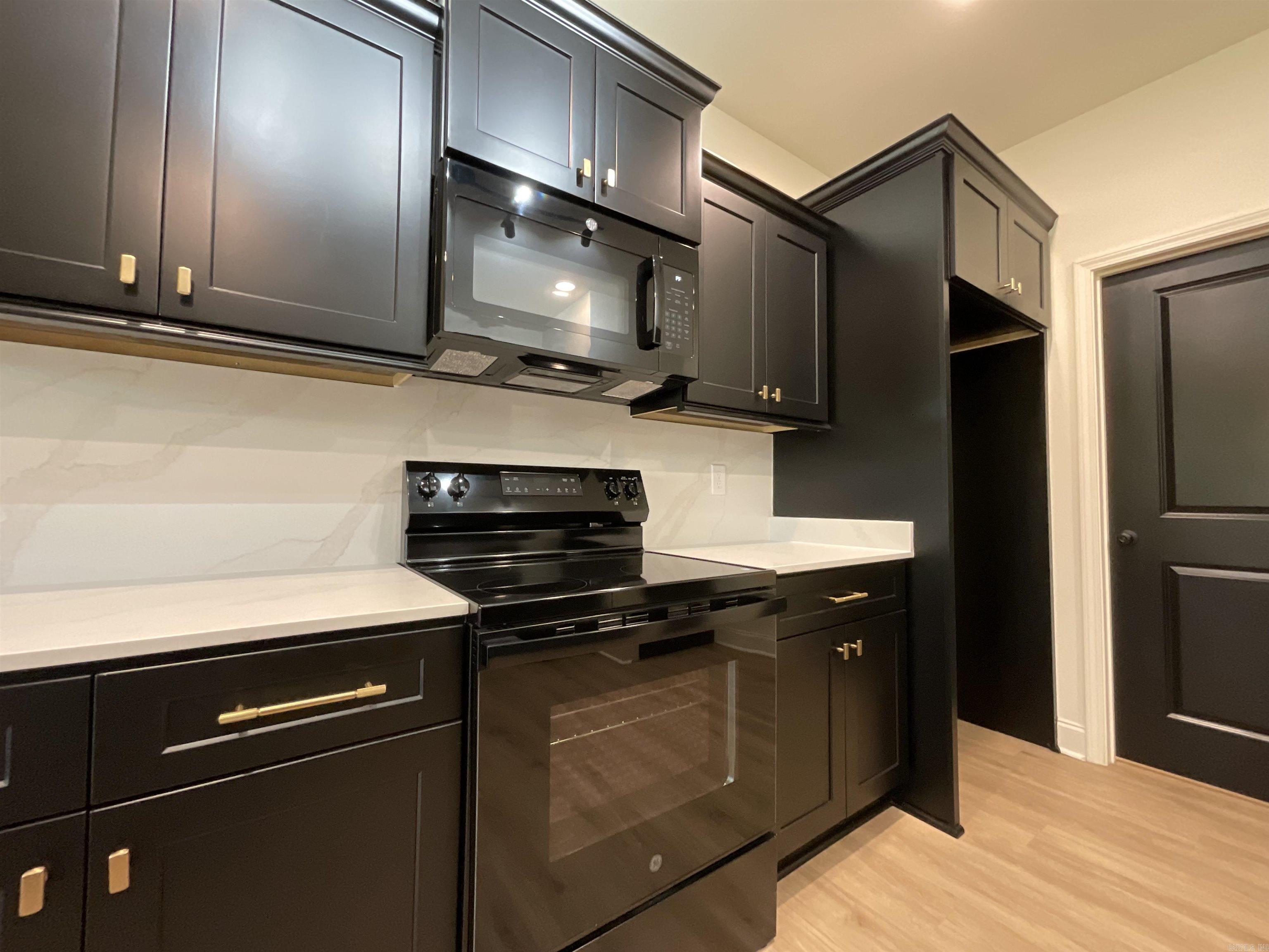 1005 N Jeff Davis  Jacksonville, AR