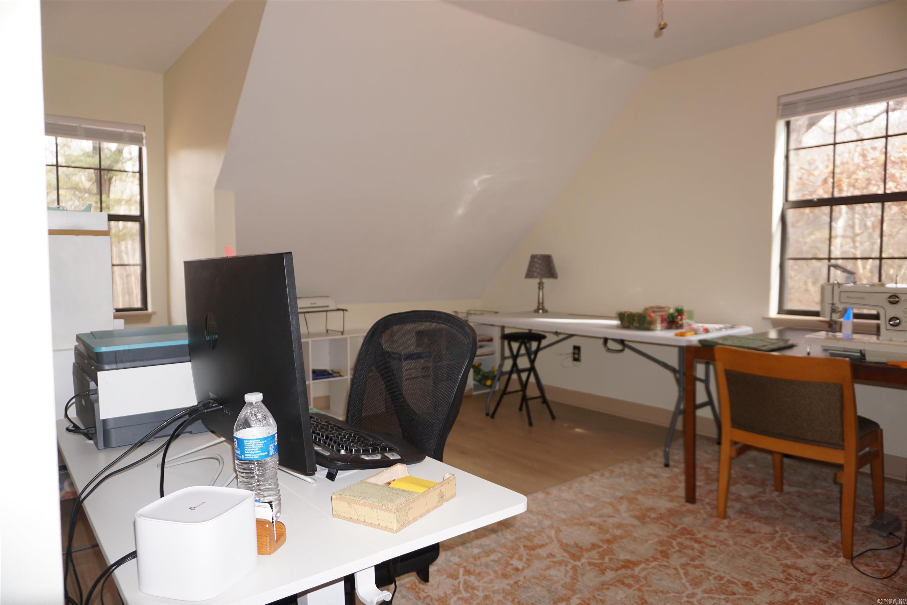 20686 Distress Creek Rd  Harrisburg, AR