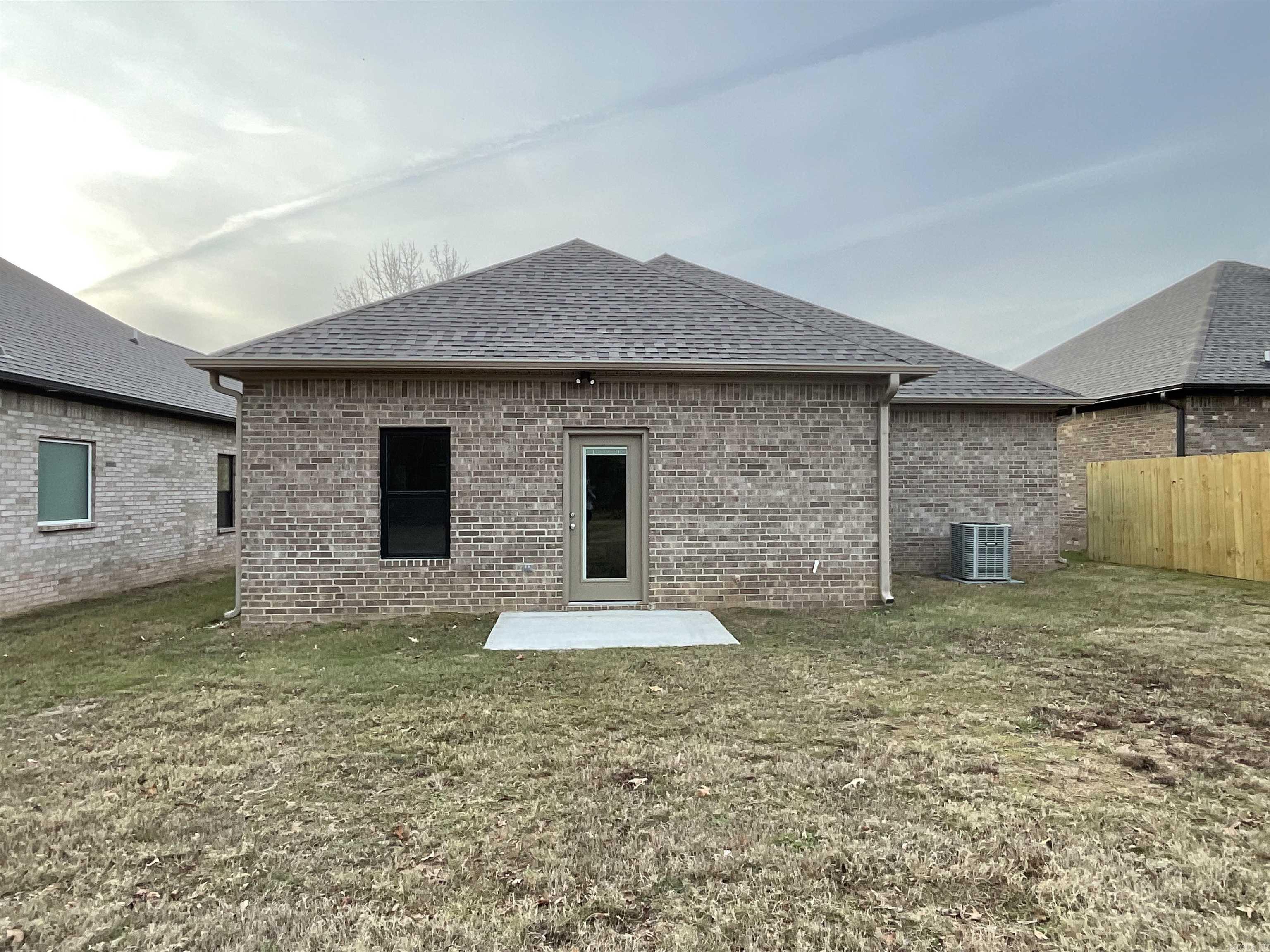 1007 N Jeff Davis  Jacksonville, AR