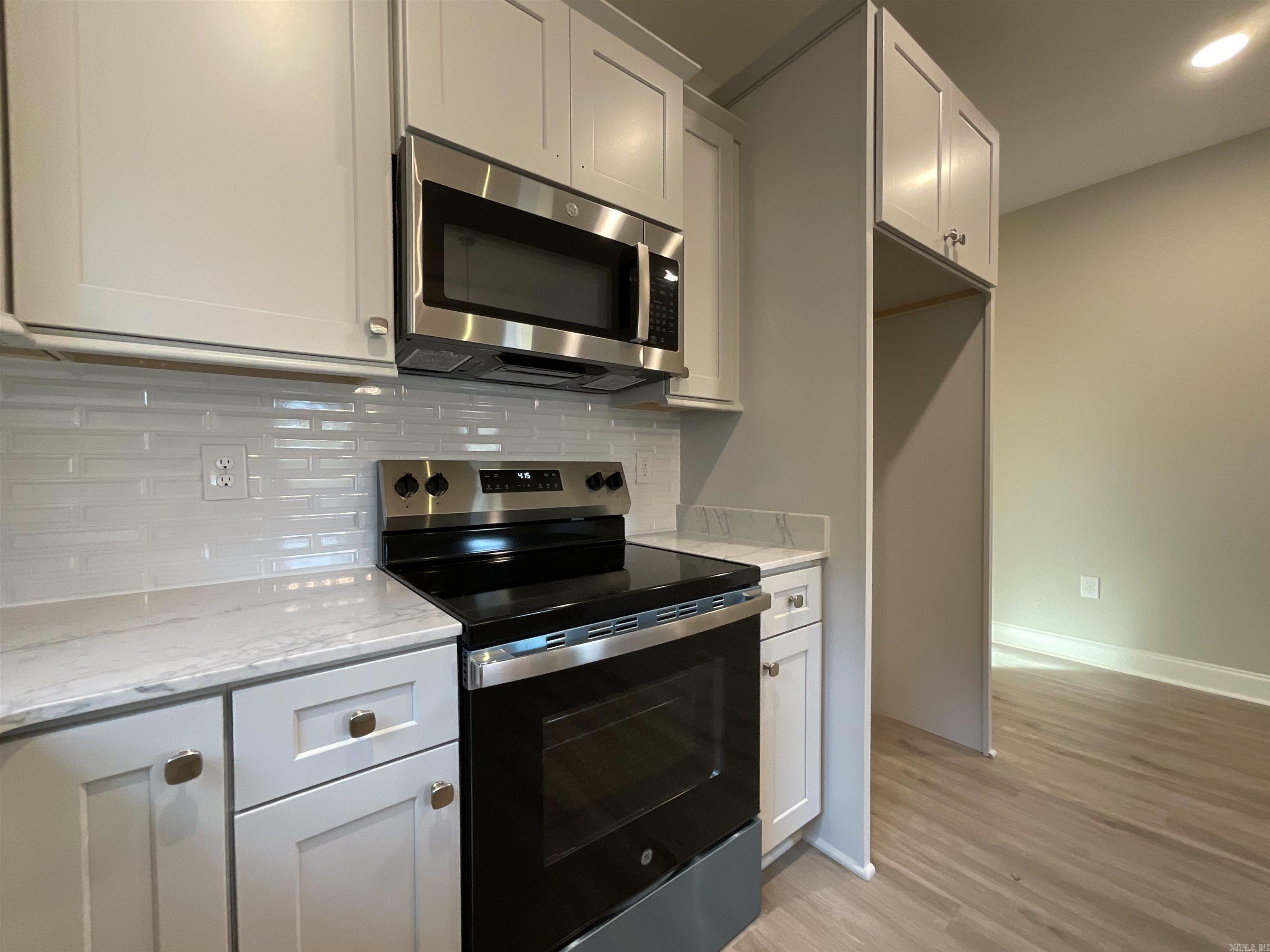 1007 N Jeff Davis  Jacksonville, AR