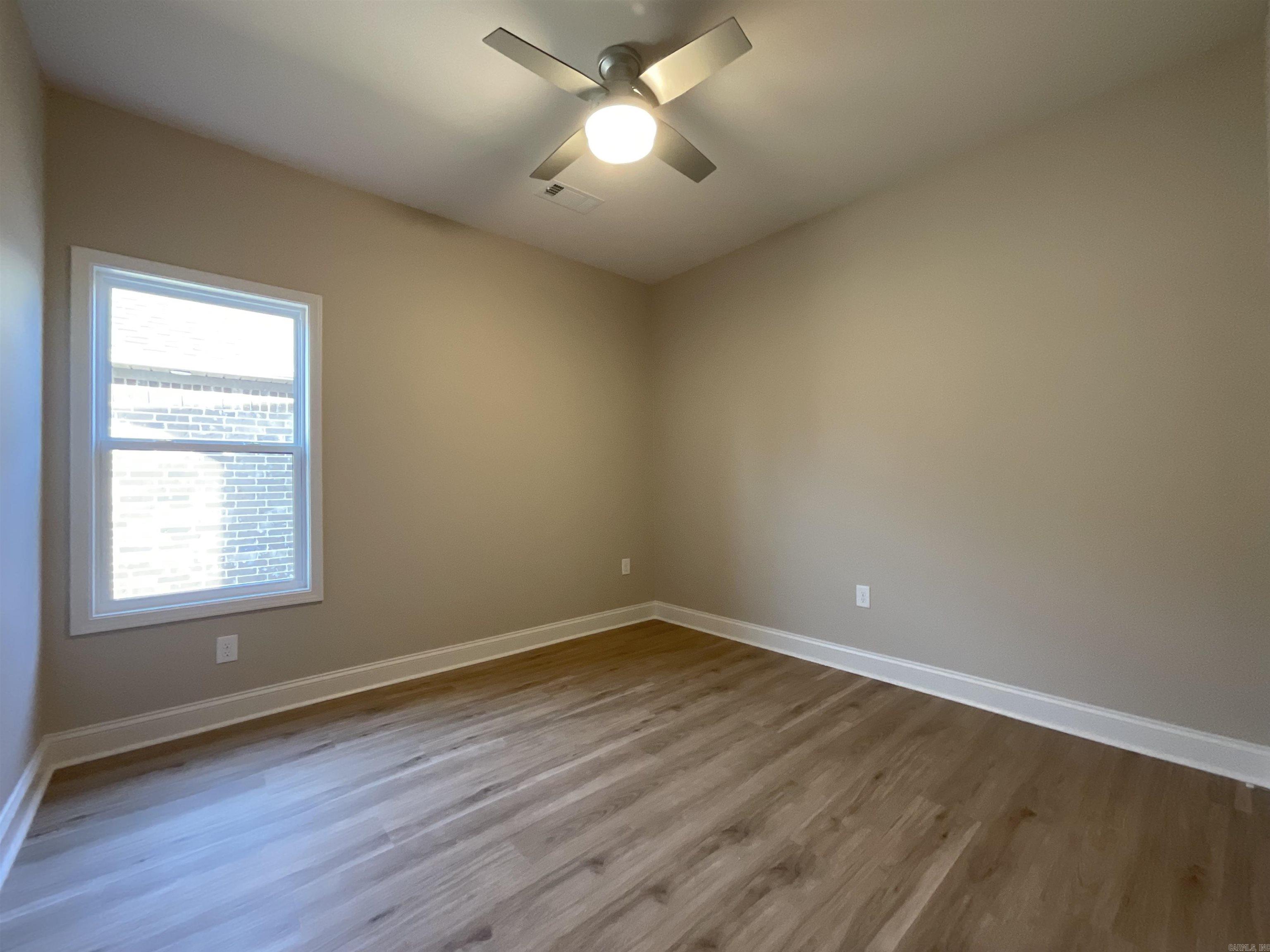 1019 N Jeff Davis  Jacksonville, AR