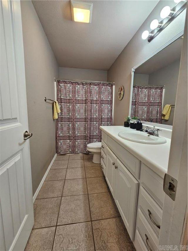 3203 Huntington Dr  Russellville, AR