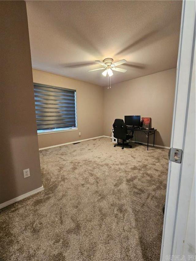 3203 Huntington Dr  Russellville, AR