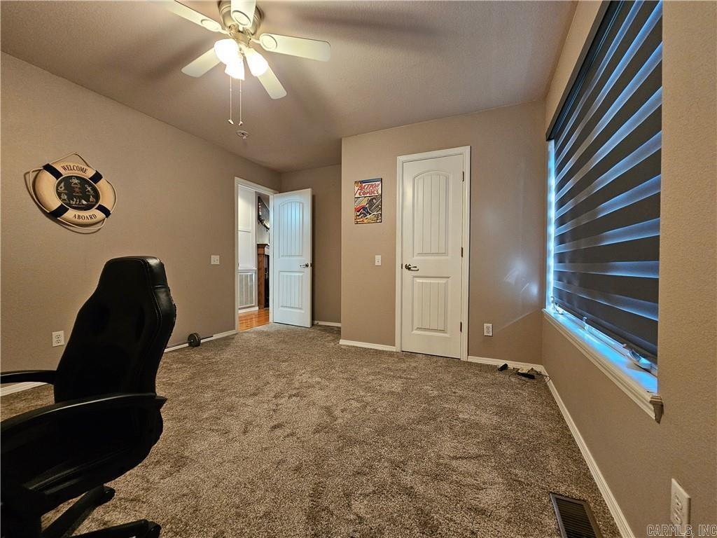 3203 Huntington Dr  Russellville, AR