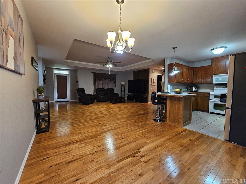 3203 Huntington Dr  Russellville, AR