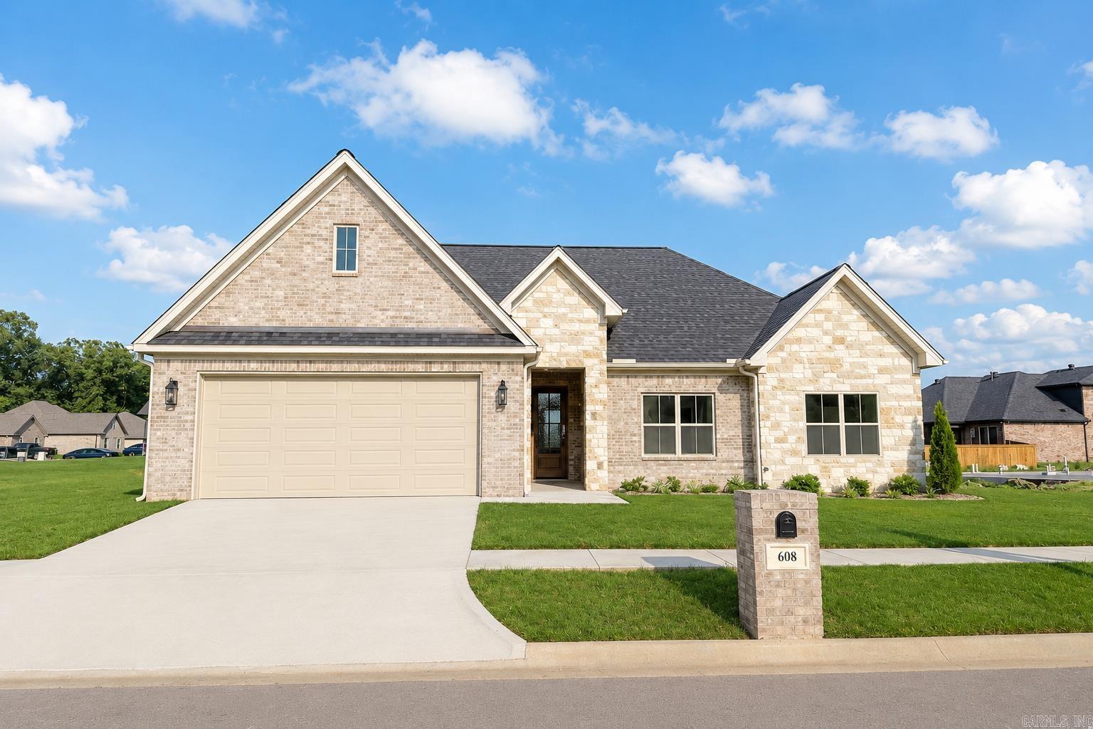 608 Corondelet Lane Maumelle, AR 72113