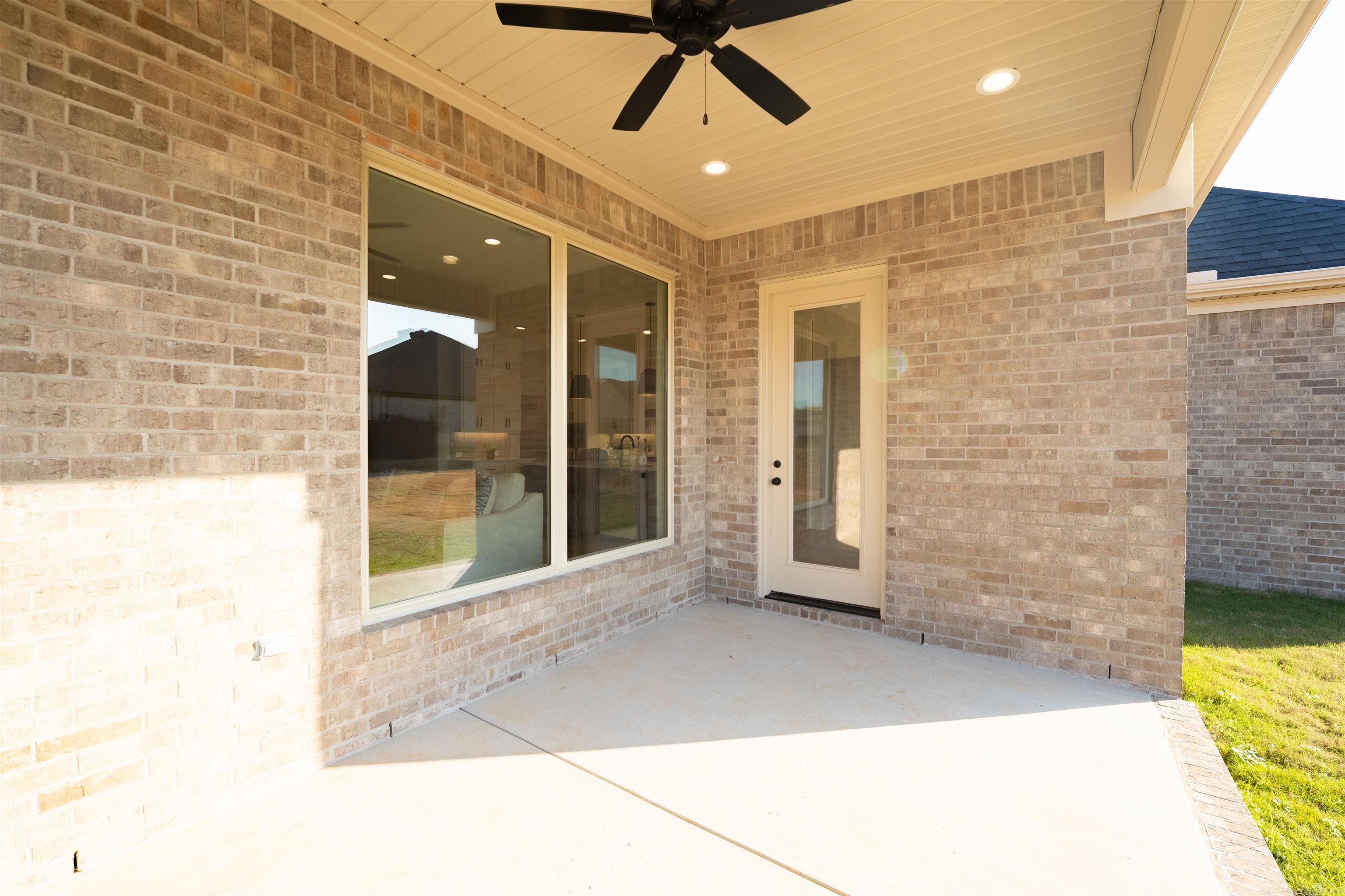 608 Corondelet  Maumelle, AR