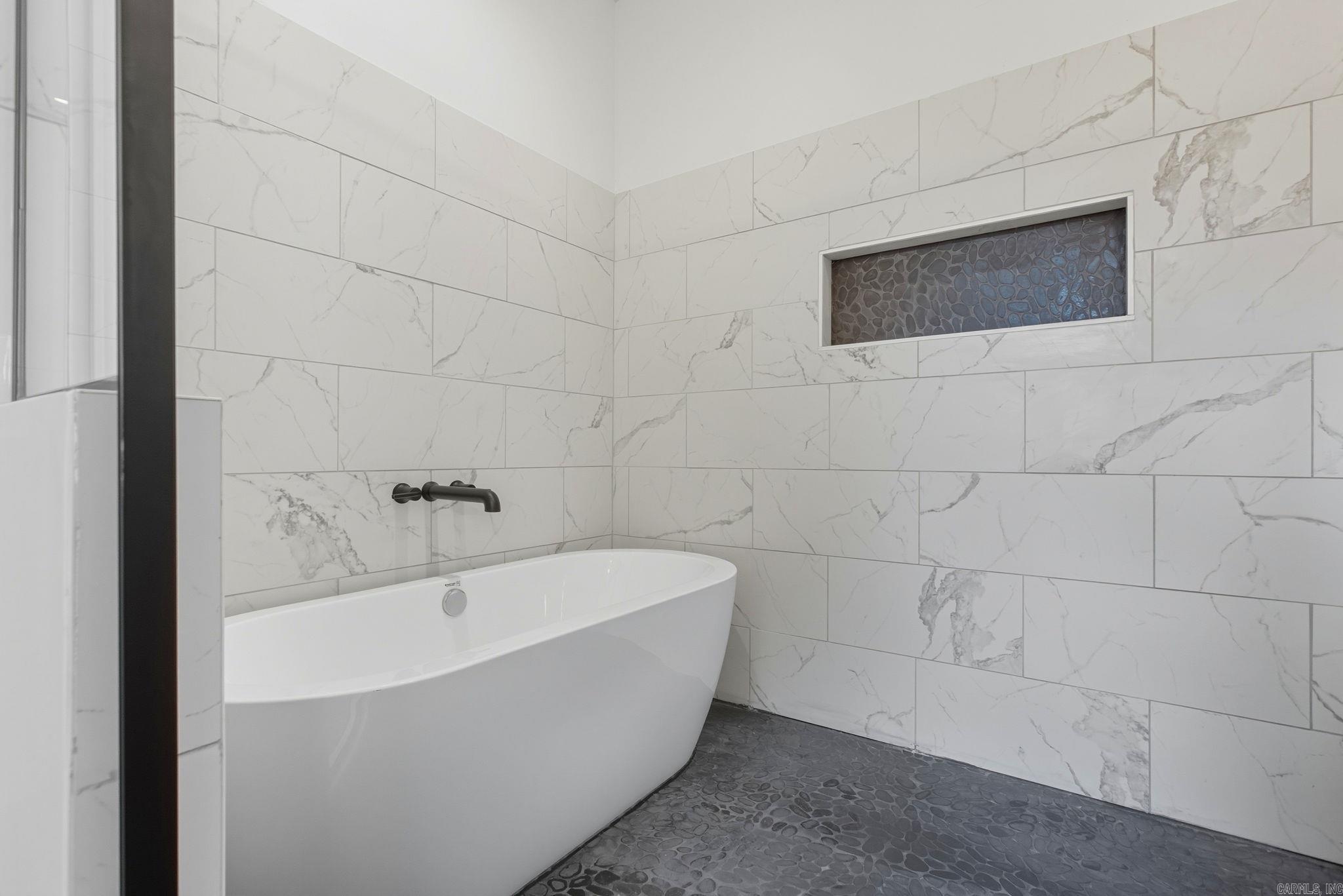 7452 Northwood Dr  Benton, AR