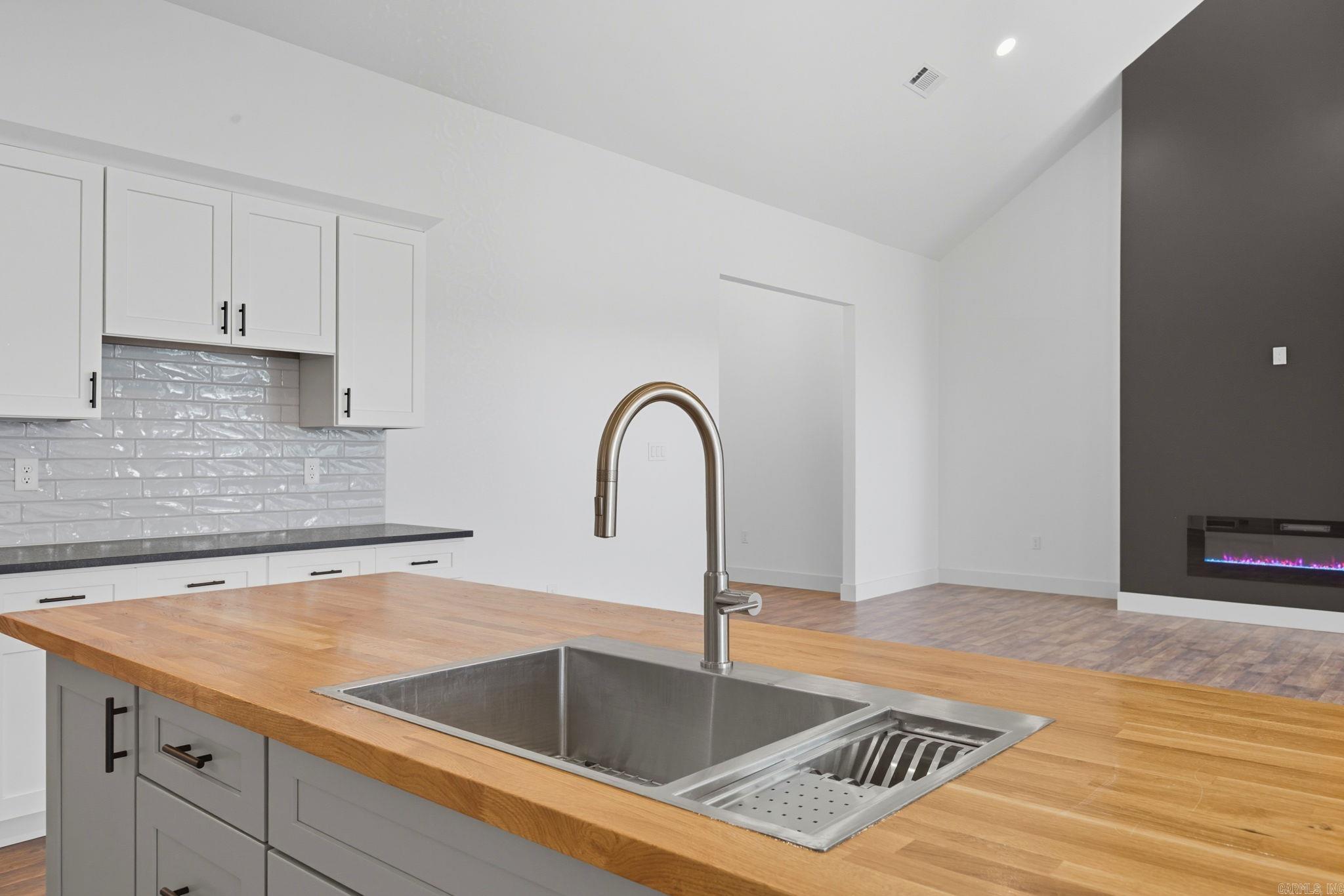 7452 Northwood Dr  Benton, AR