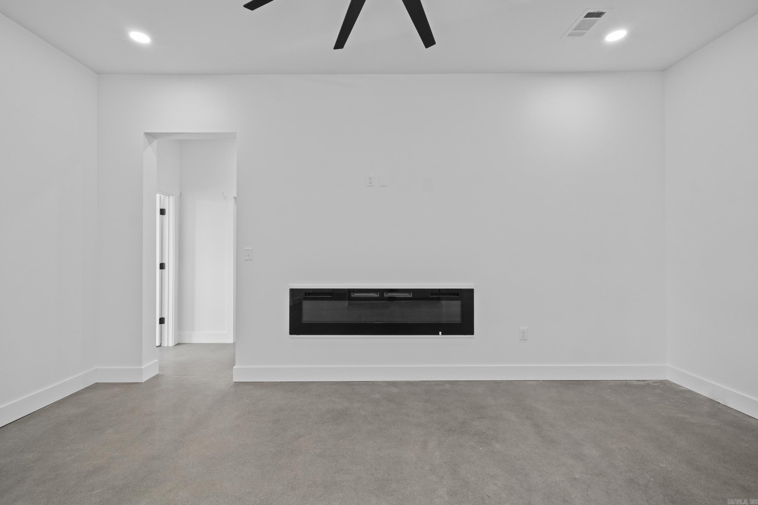 1712 Seattle Slew  Searcy, AR