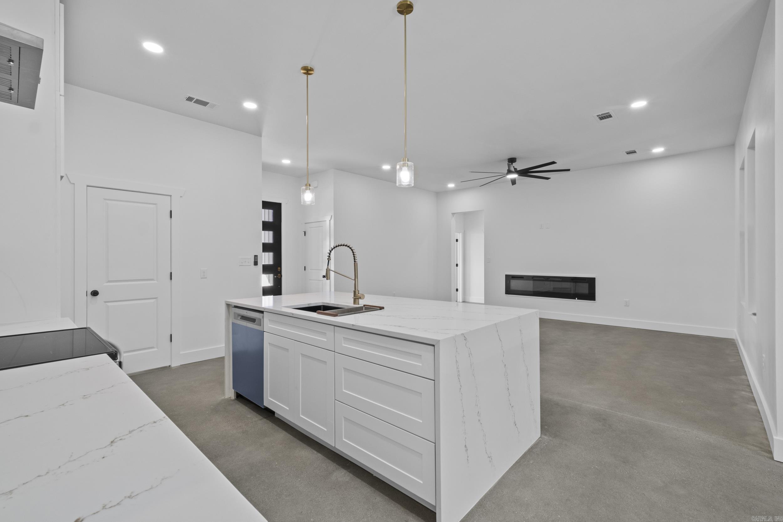 1712 Seattle Slew  Searcy, AR