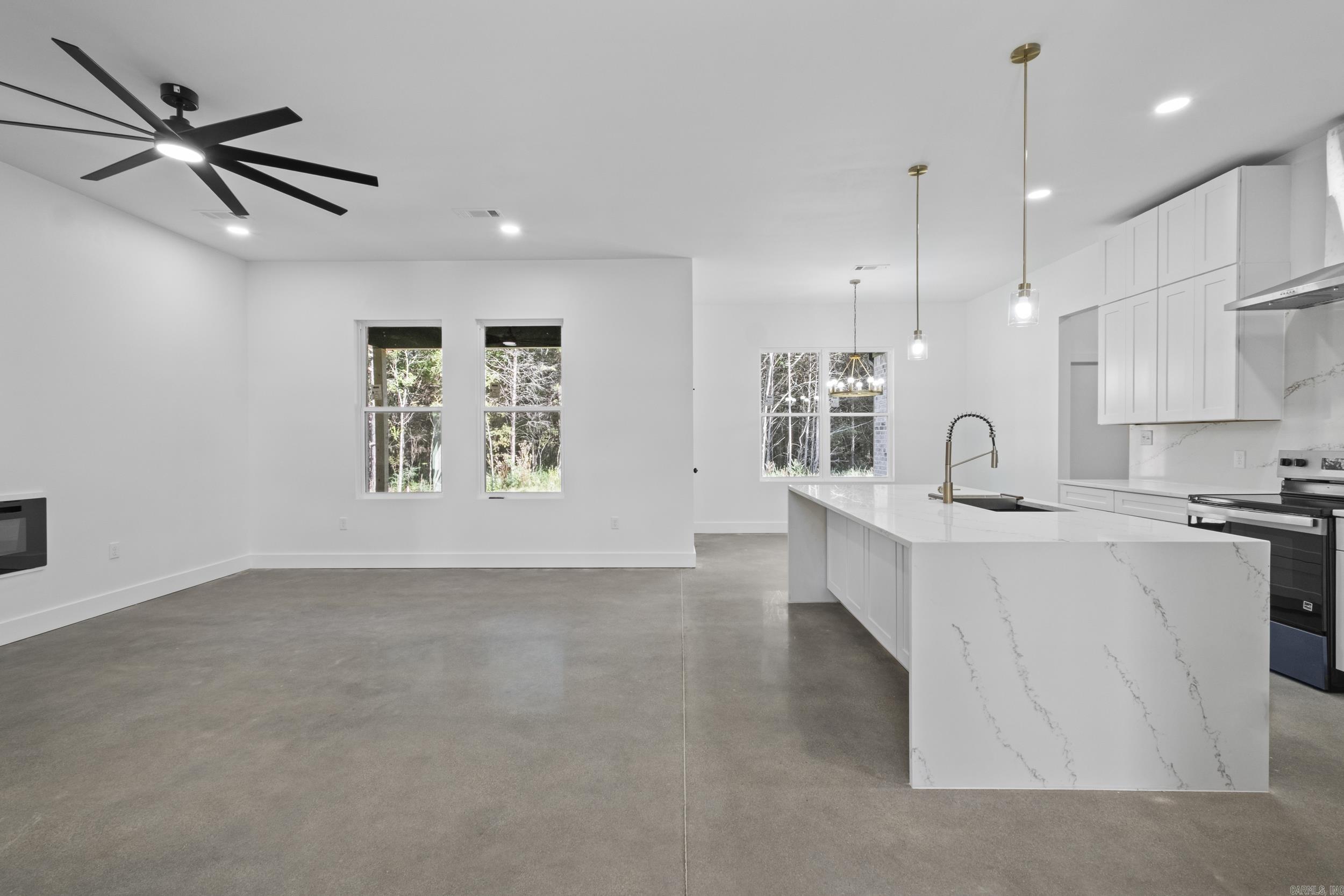 1712 Seattle Slew  Searcy, AR