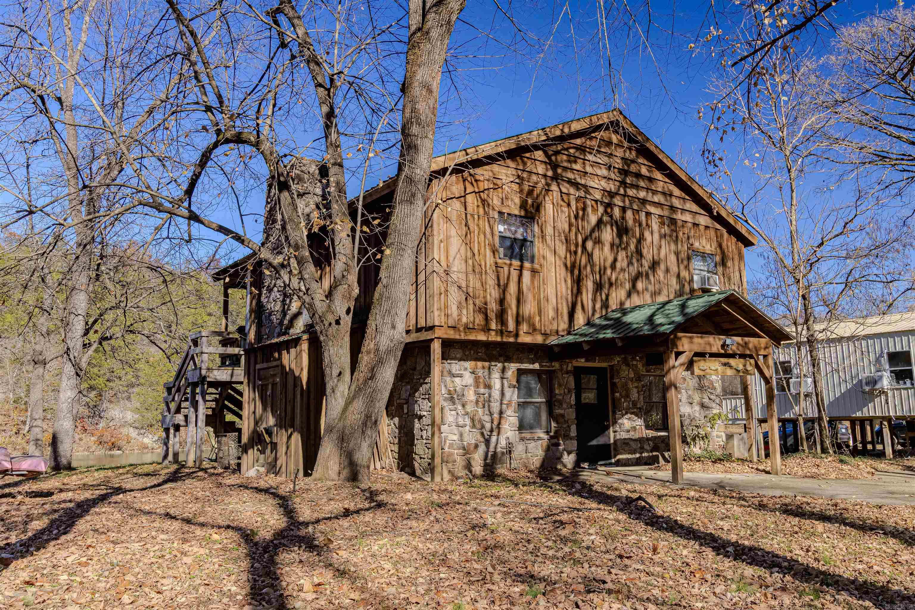 947  Saddler Falls  Mammoth Spring, AR
