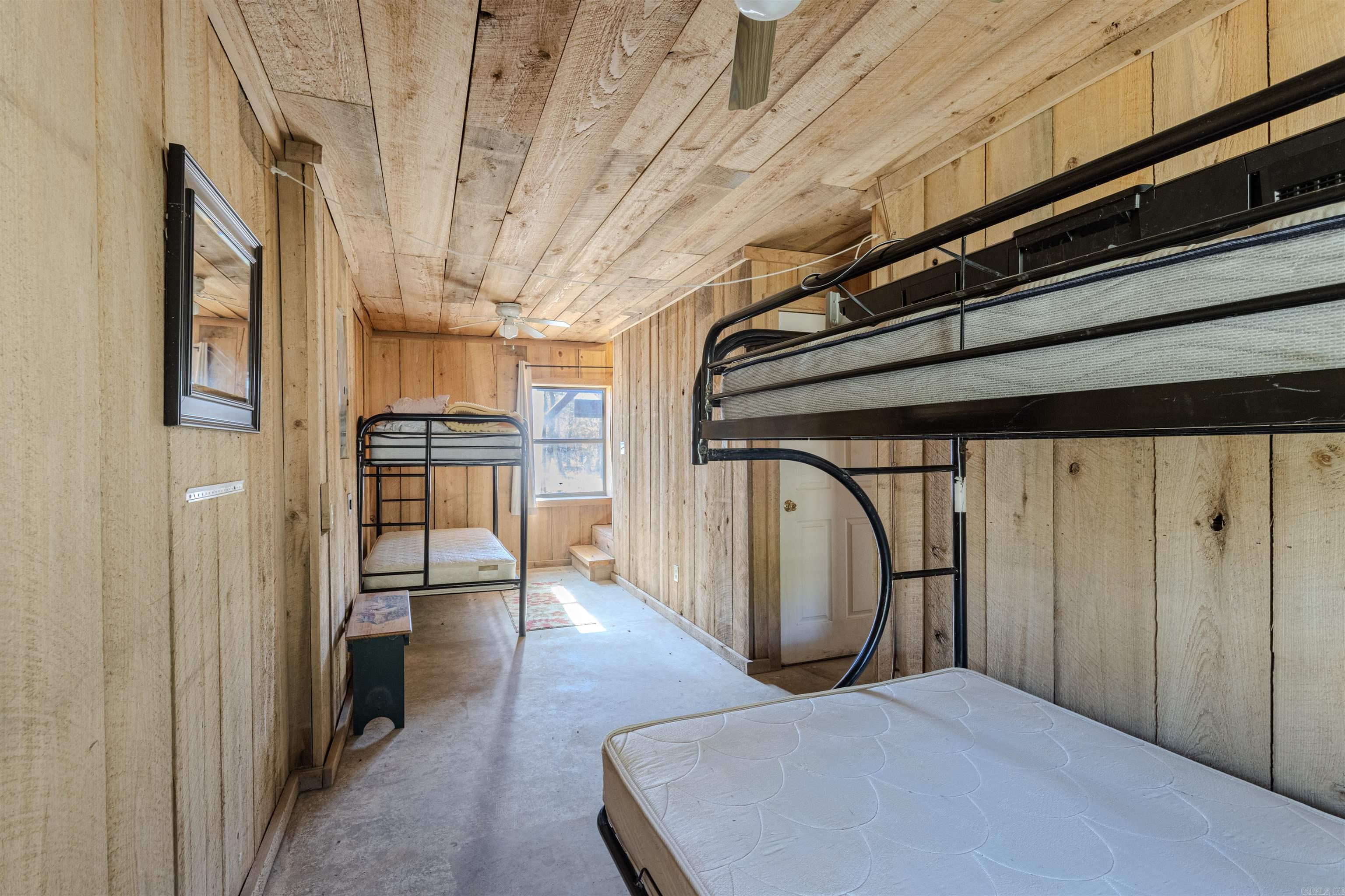 947 Saddler Falls  Mammoth Spring, AR