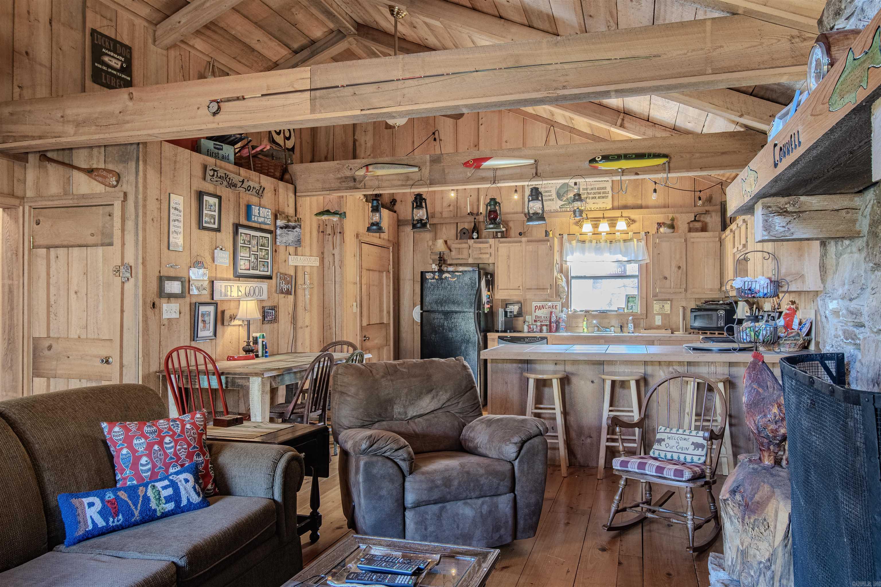 947 Saddler Falls  Mammoth Spring, AR