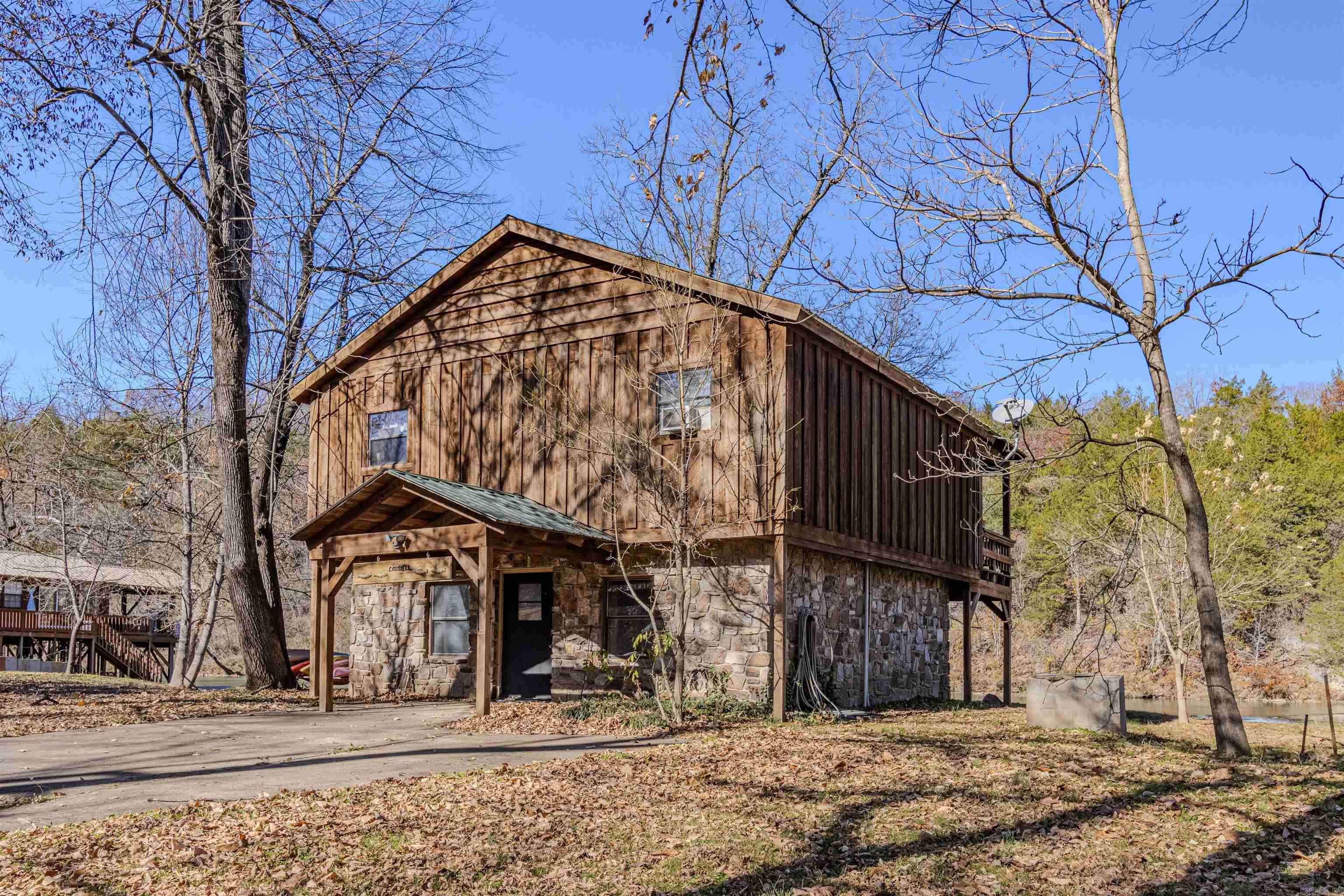 947 Saddler Falls  Mammoth Spring, AR