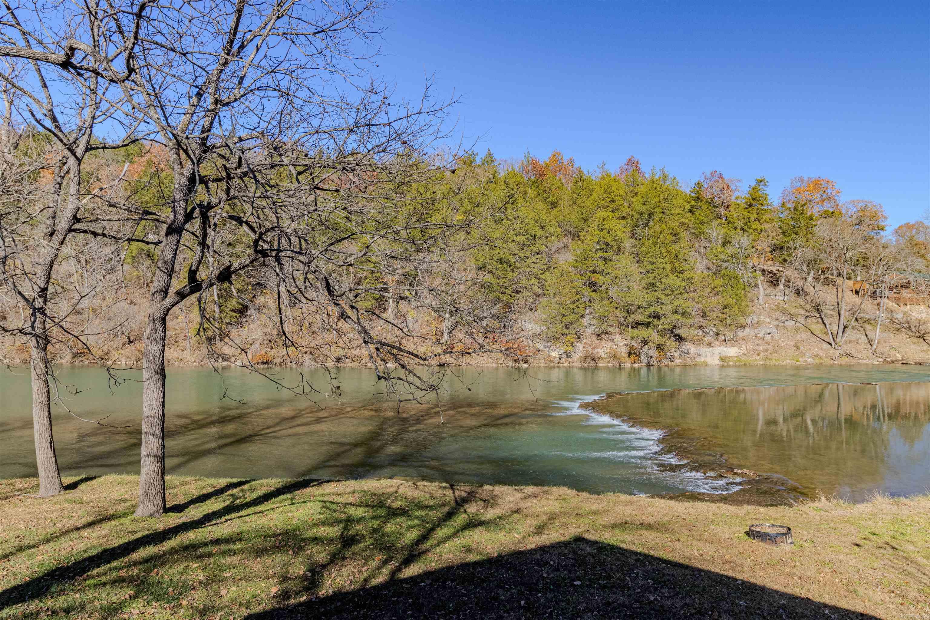 947 Saddler Falls  Mammoth Spring, AR