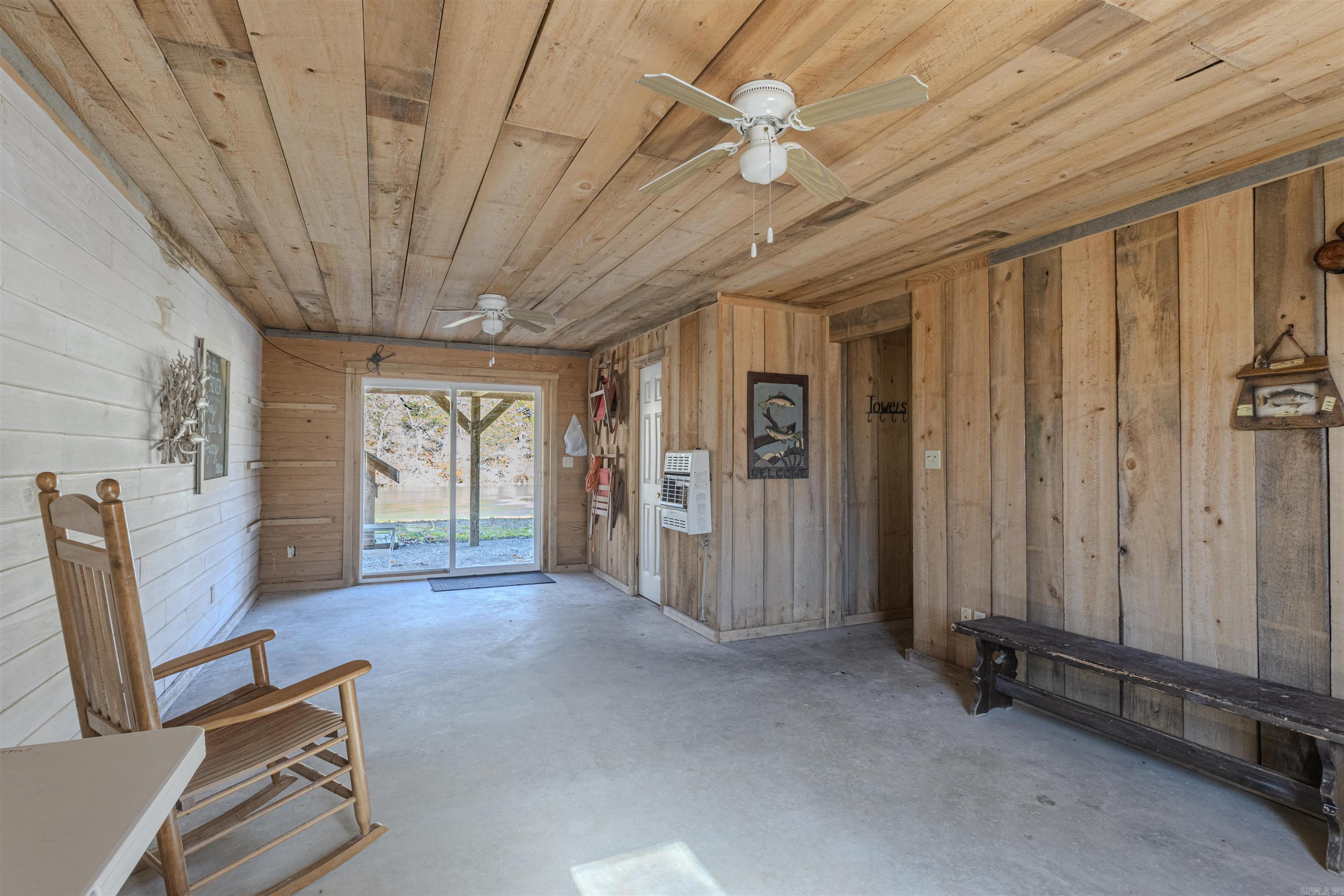 947 Saddler Falls  Mammoth Spring, AR