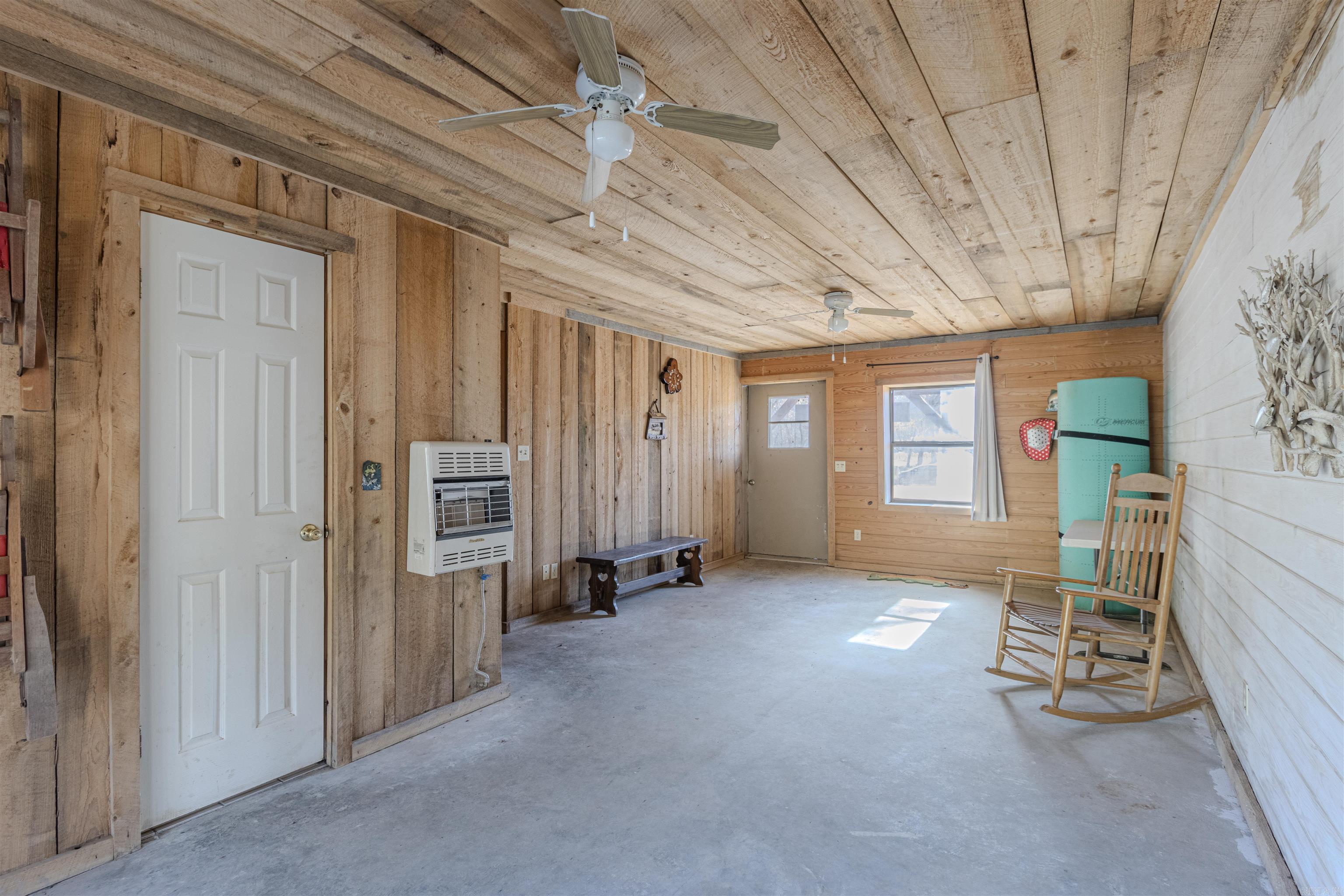 947 Saddler Falls  Mammoth Spring, AR