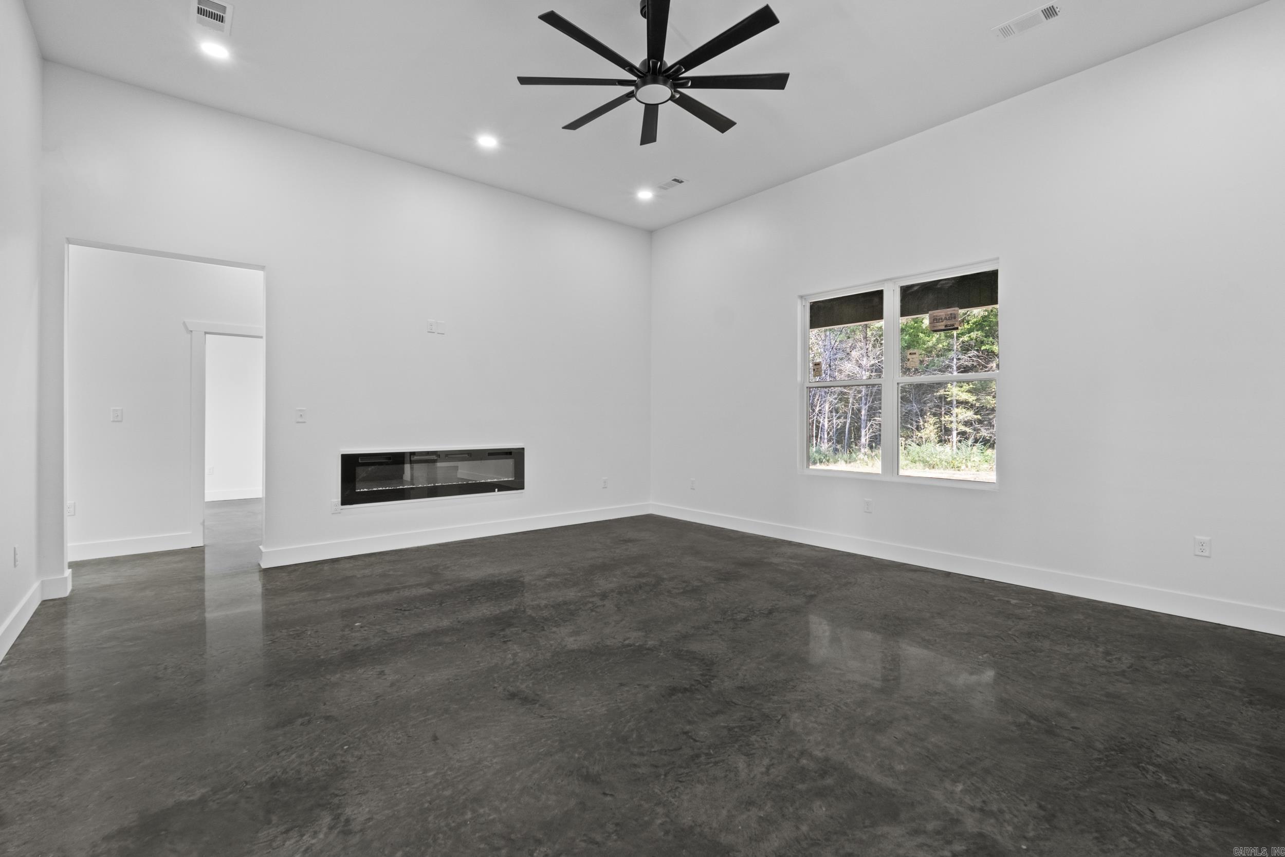 1706 Seattle Slew  Searcy, AR